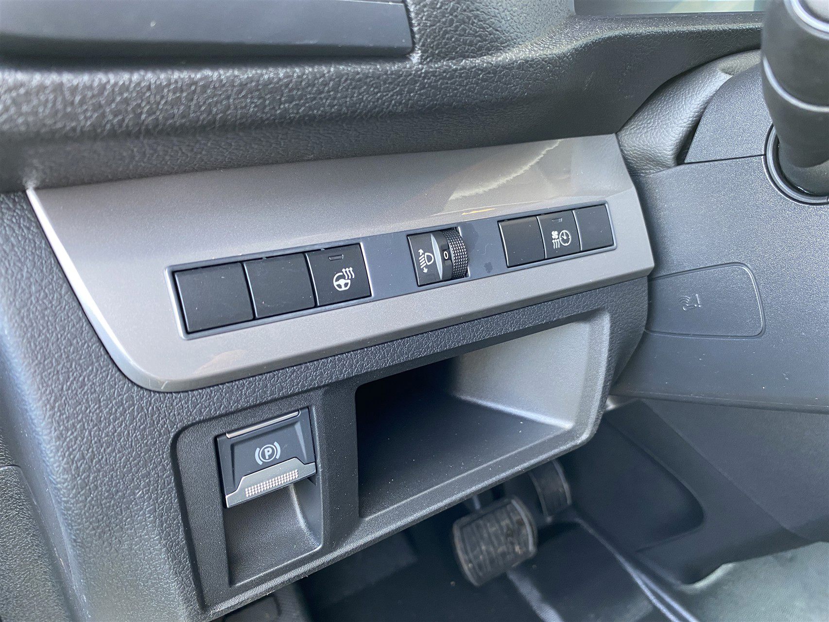 Billede af Peugeot Expert L3 2,0 BlueHDi Premium EAT8 144HK Van 8g Aut.