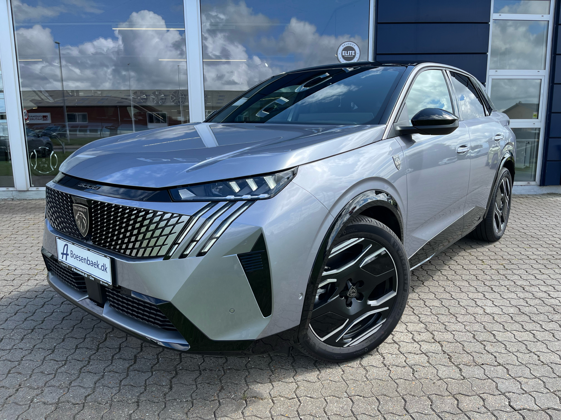 Billede af Peugeot e-3008 EL GT Pack 210HK 5d Aut.