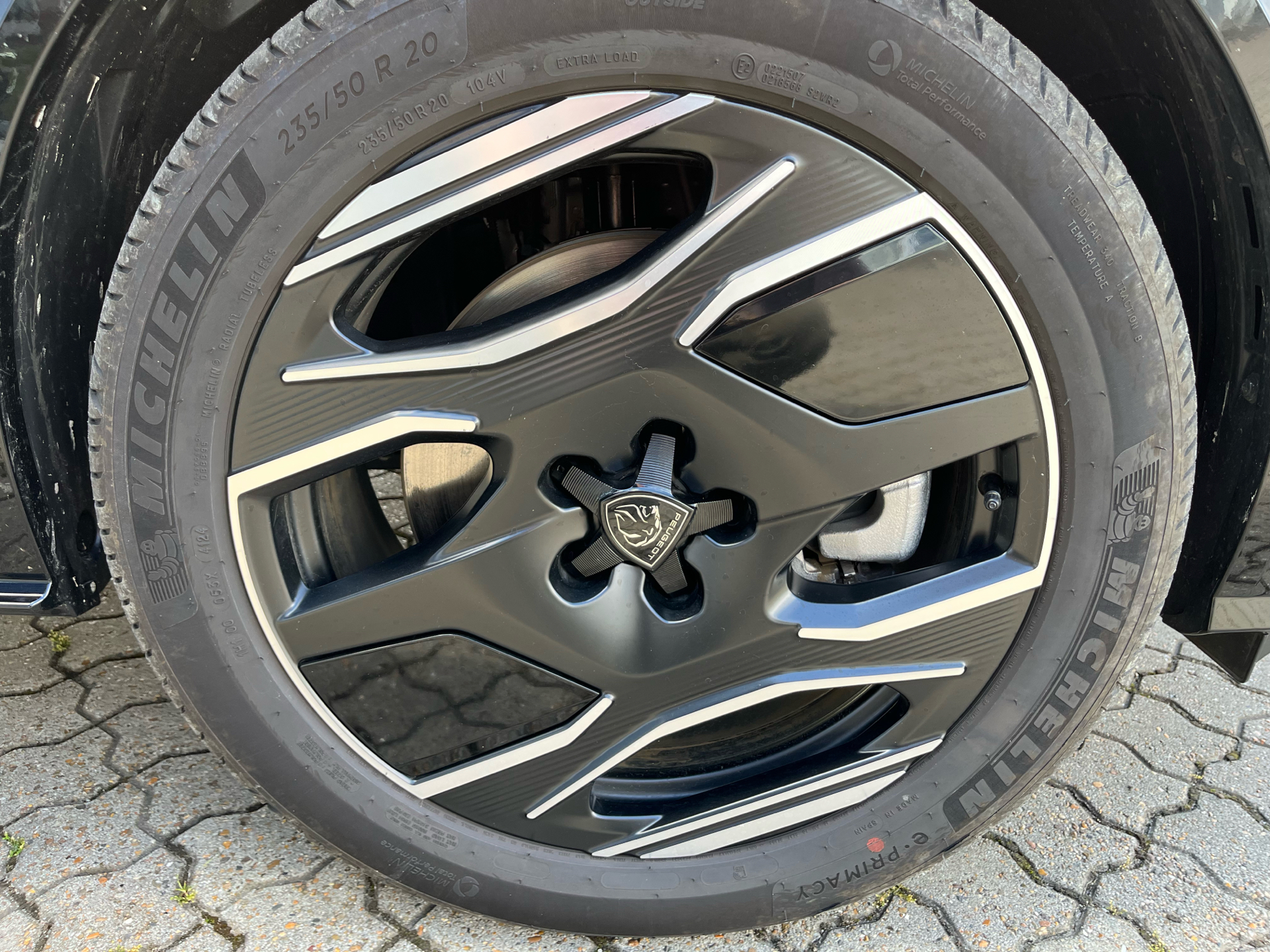 Billede af Peugeot e-3008 EL GT Pack 210HK 5d Aut.