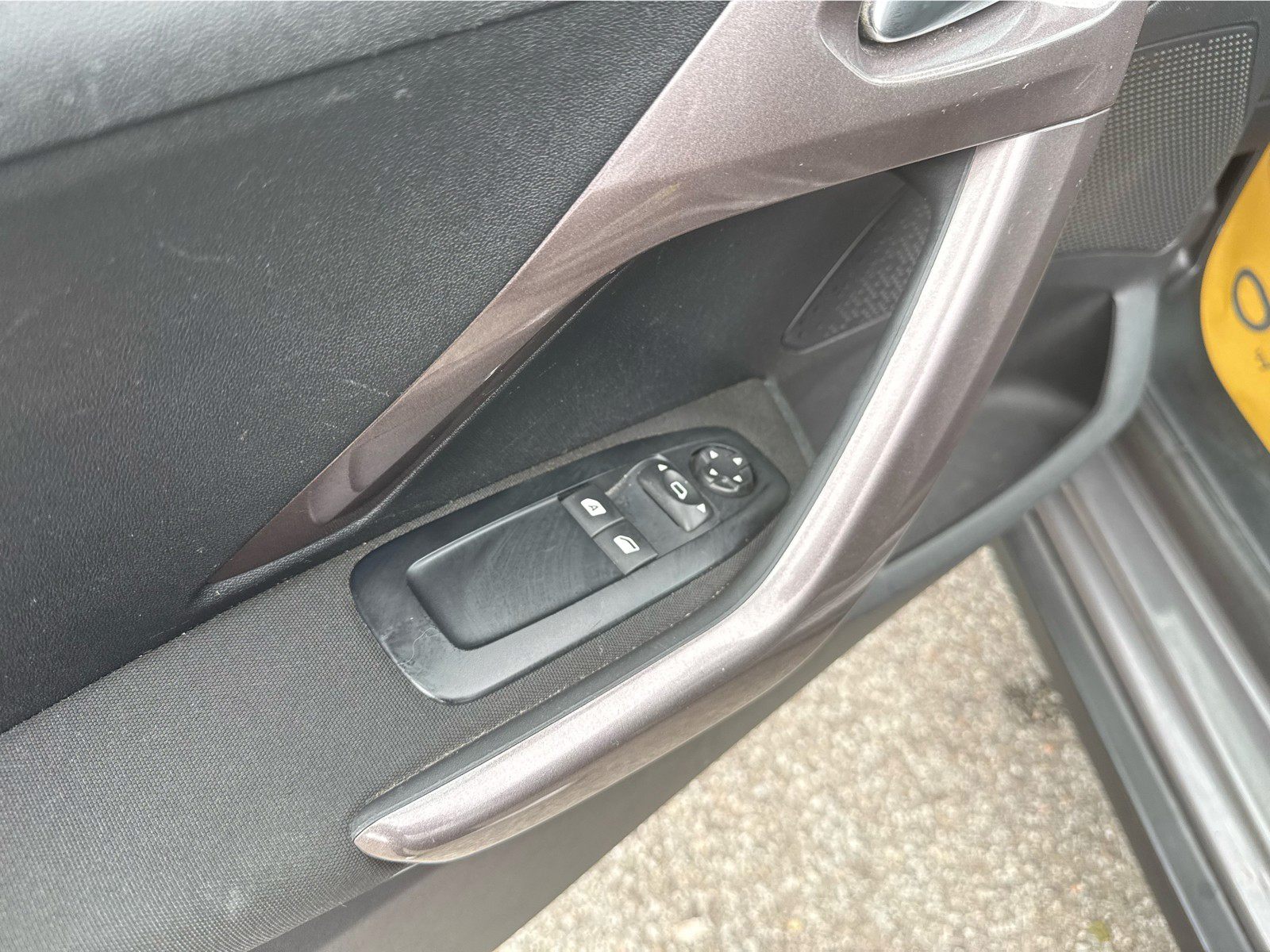 Billede af Peugeot 2008 1,2 VTi Active Sky 82HK
