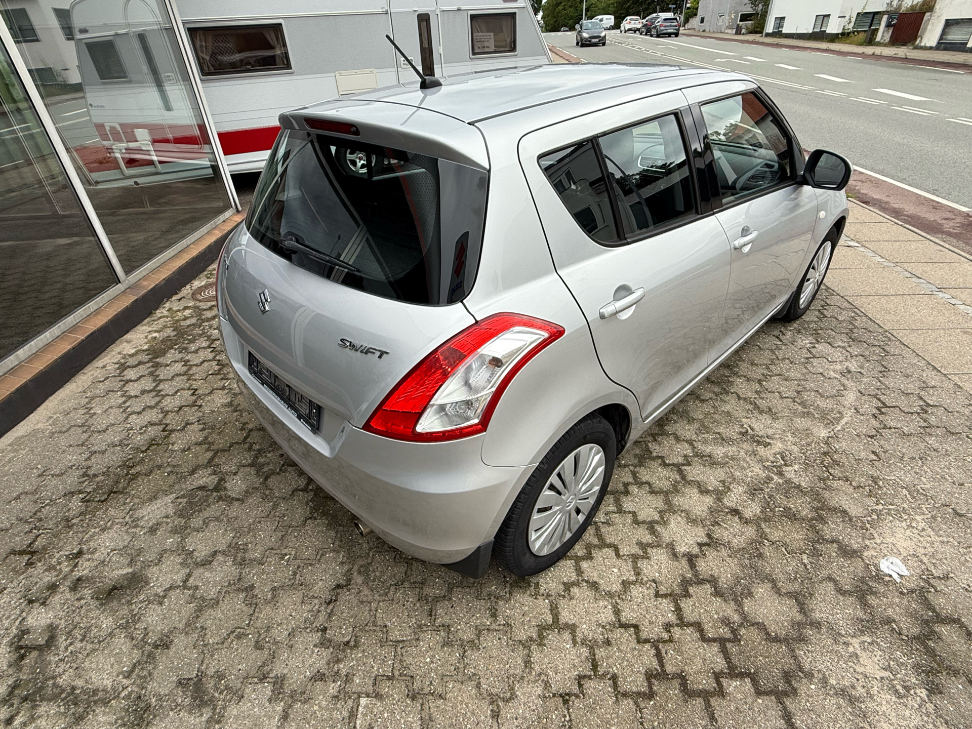 Billede af Suzuki Swift 1,2 Dualjet 16V Club 90HK 5d