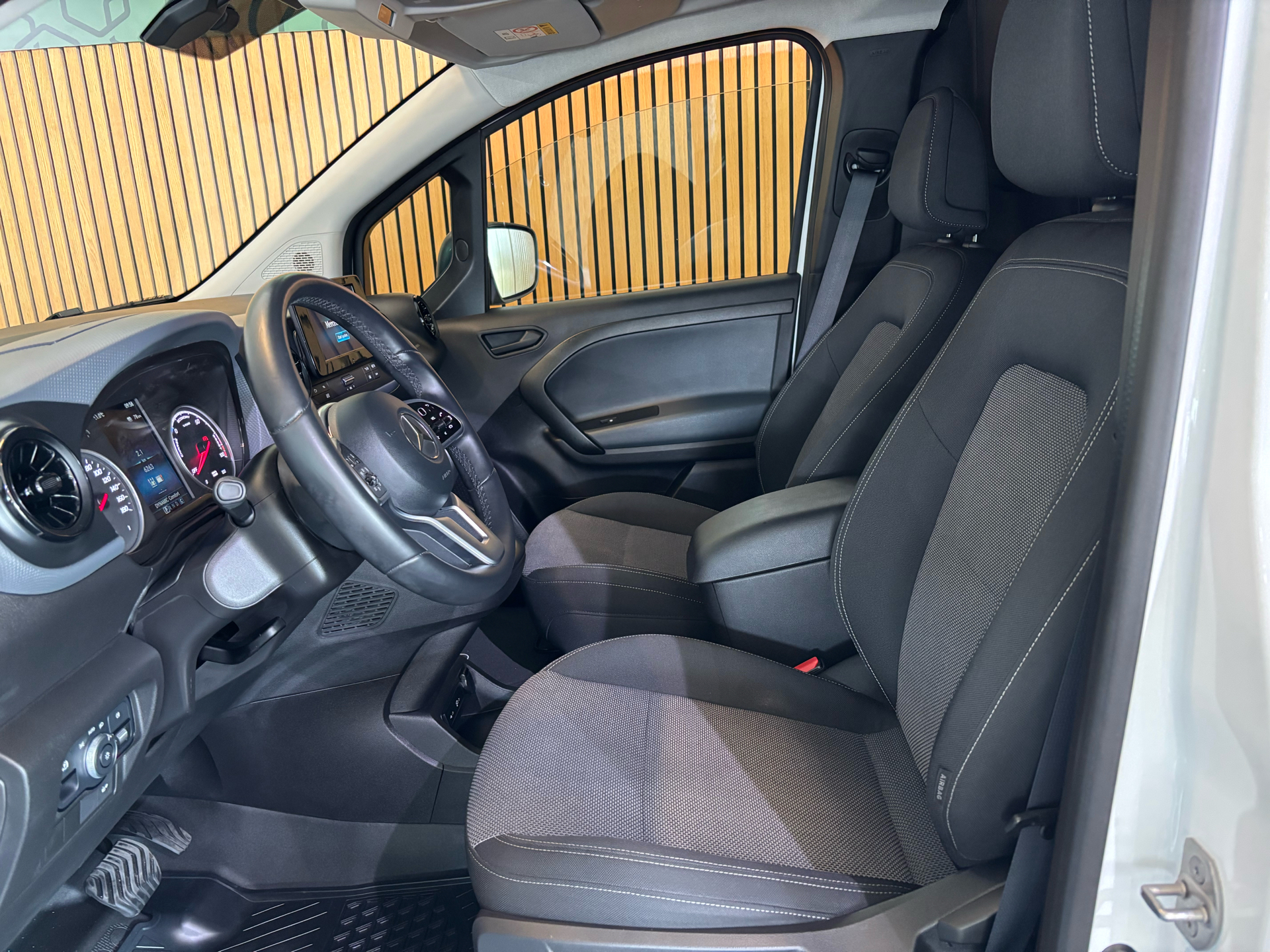 Billede af Mercedes-Benz eCitan 112 Lang EL A2 Pro 122HK Van Aut.