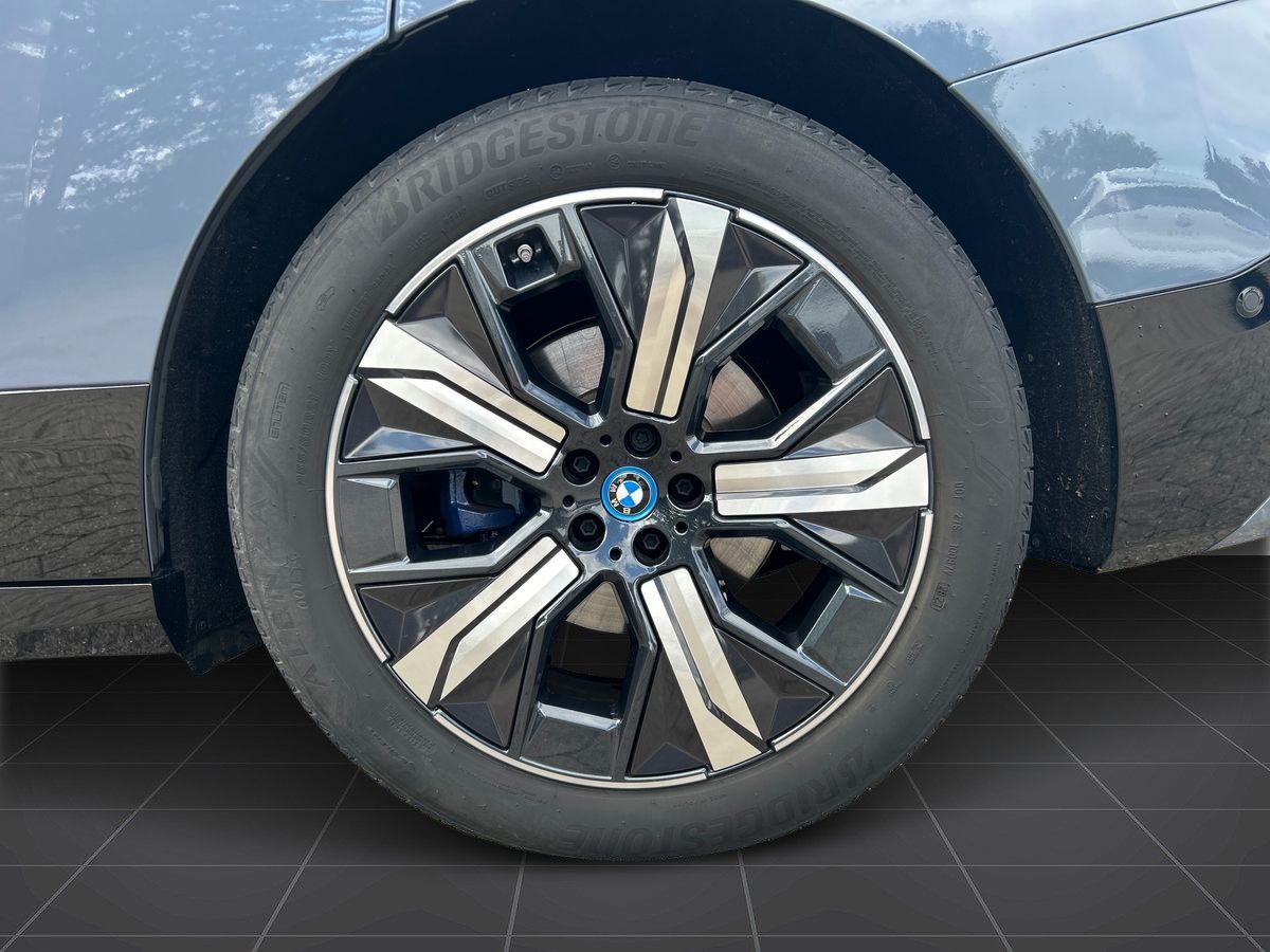 Billede af BMW iX 40 EL XDrive 326HK 5d Aut.