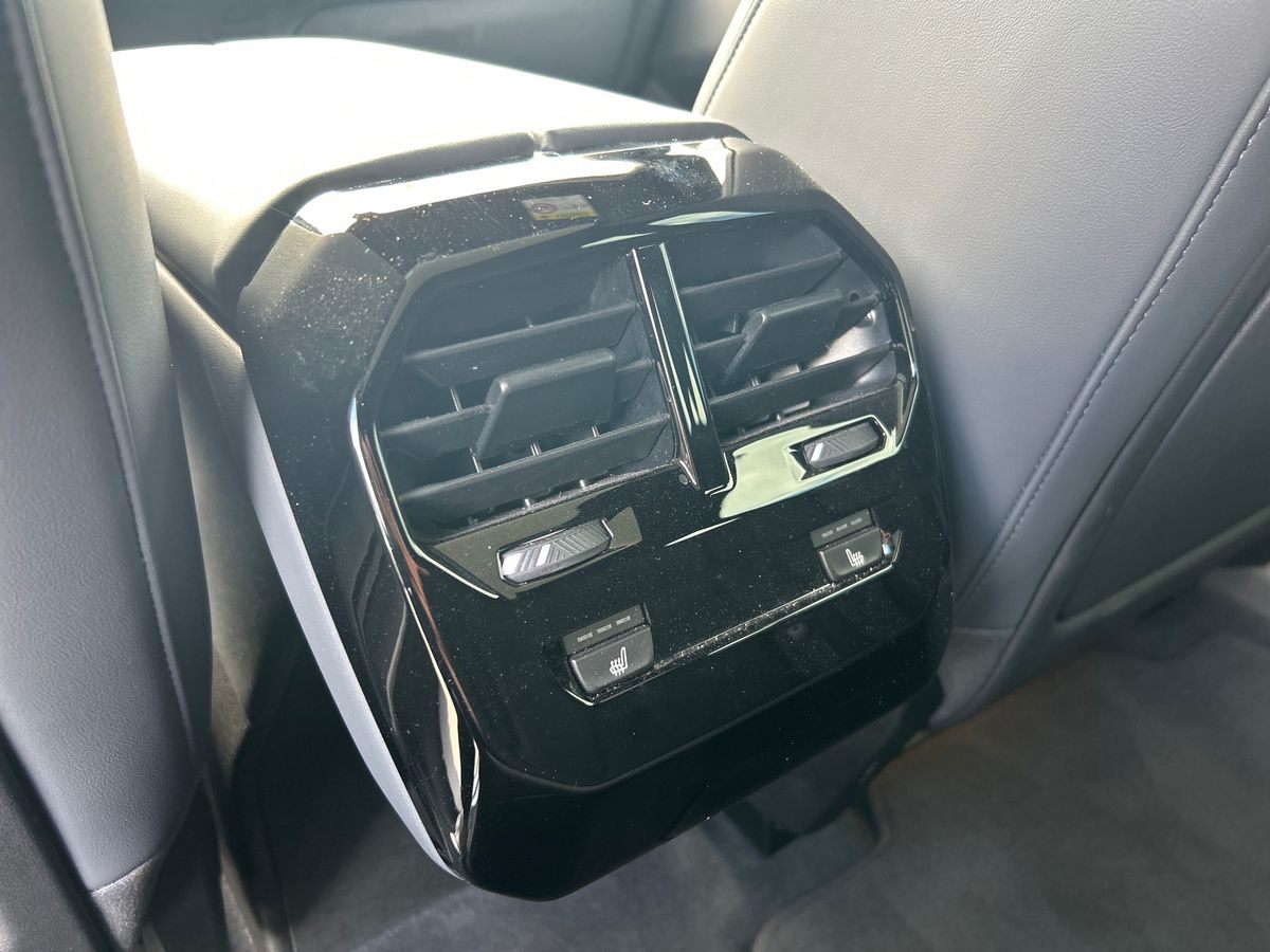 Billede af BMW iX 40 EL XDrive 326HK 5d Aut.