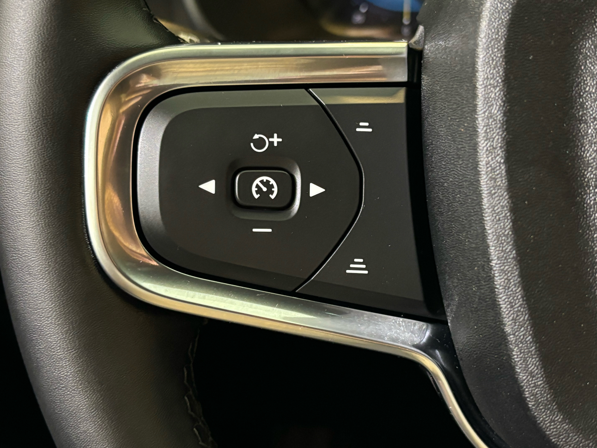 Billede af Volvo XC40 Recharge Extended Range Plus 252HK 5d Aut.