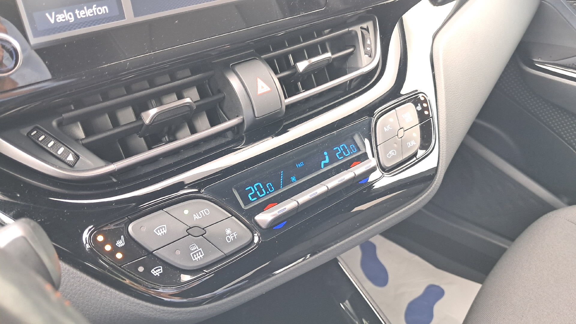 Billede af Toyota C-HR 1,8 Hybrid C-LUB Multidrive S 122HK 5d Aut.