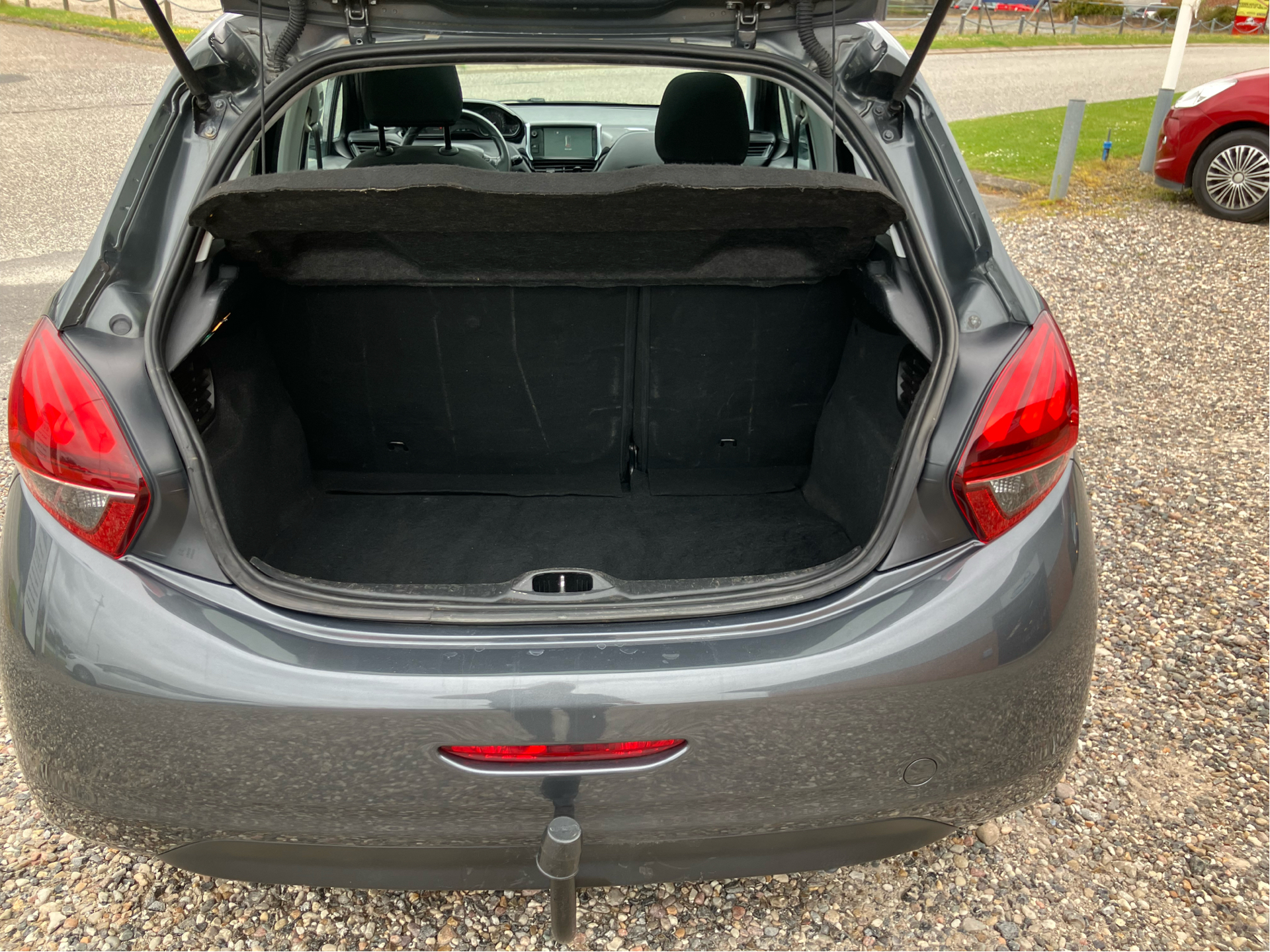 Billede af Peugeot 208 1,6 BlueHDi More+ 100HK 5d