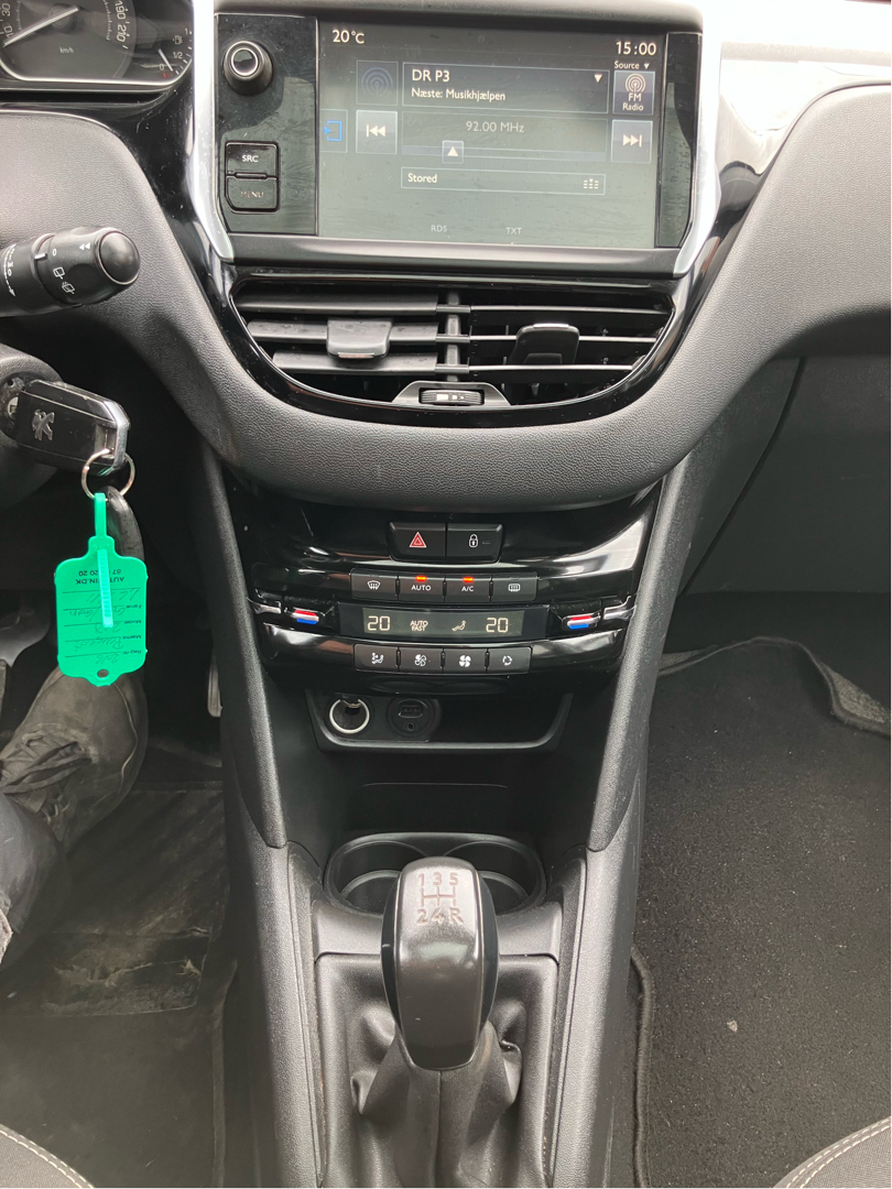 Billede af Peugeot 208 1,6 BlueHDi More+ 100HK 5d
