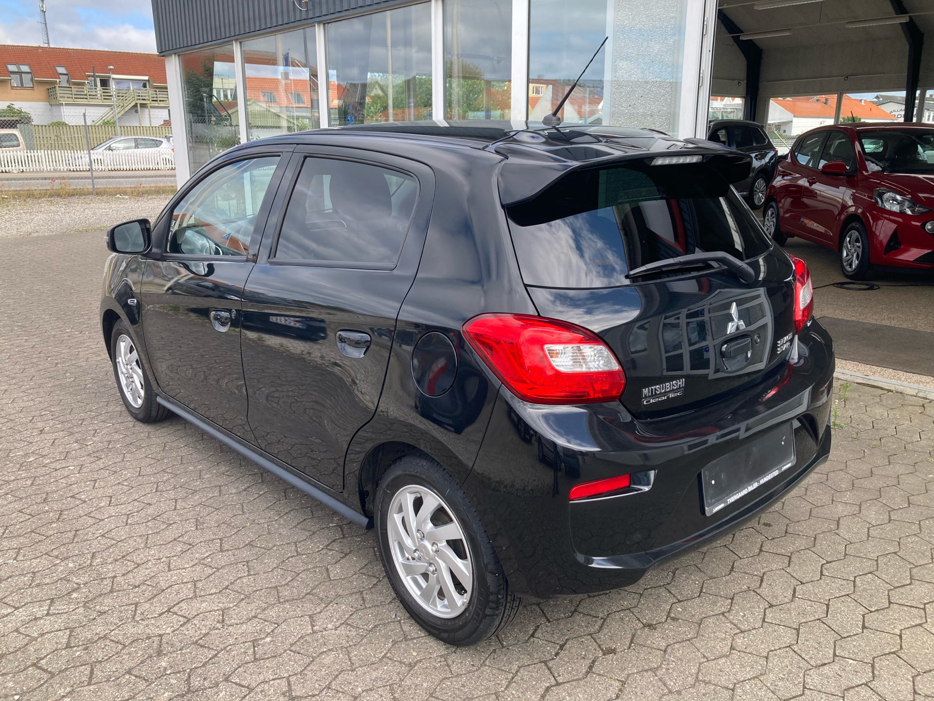 Billede af Mitsubishi Space Star 1,2 Invite+ 80HK 5d