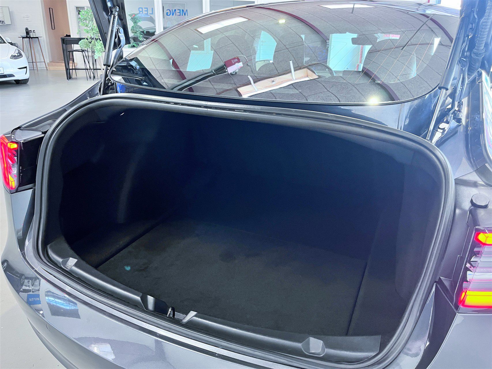 Billede af Tesla Model 3 EL Standard Range Plus 325HK Aut.
