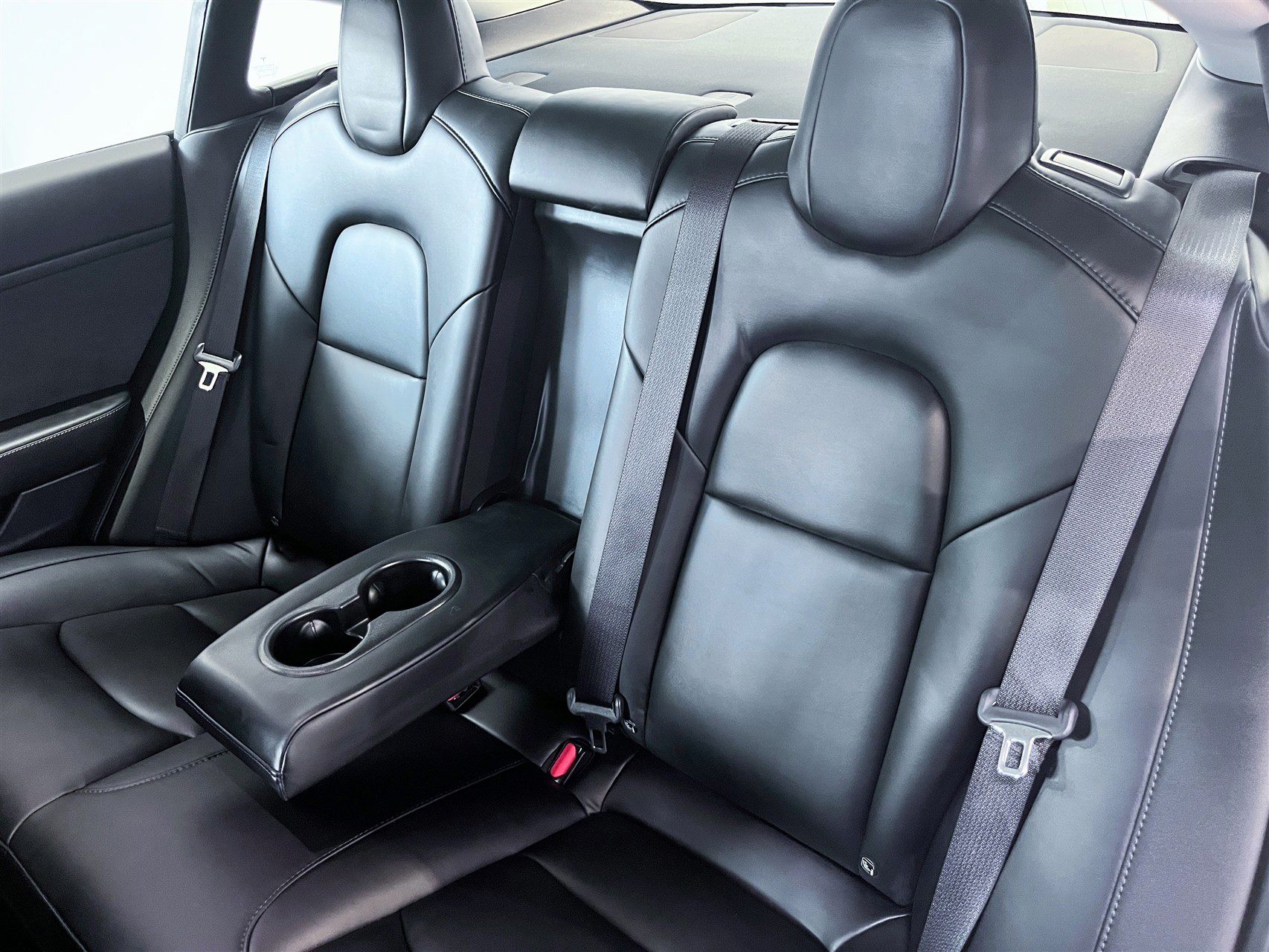 Billede af Tesla Model 3 EL Standard Range Plus 325HK Aut.