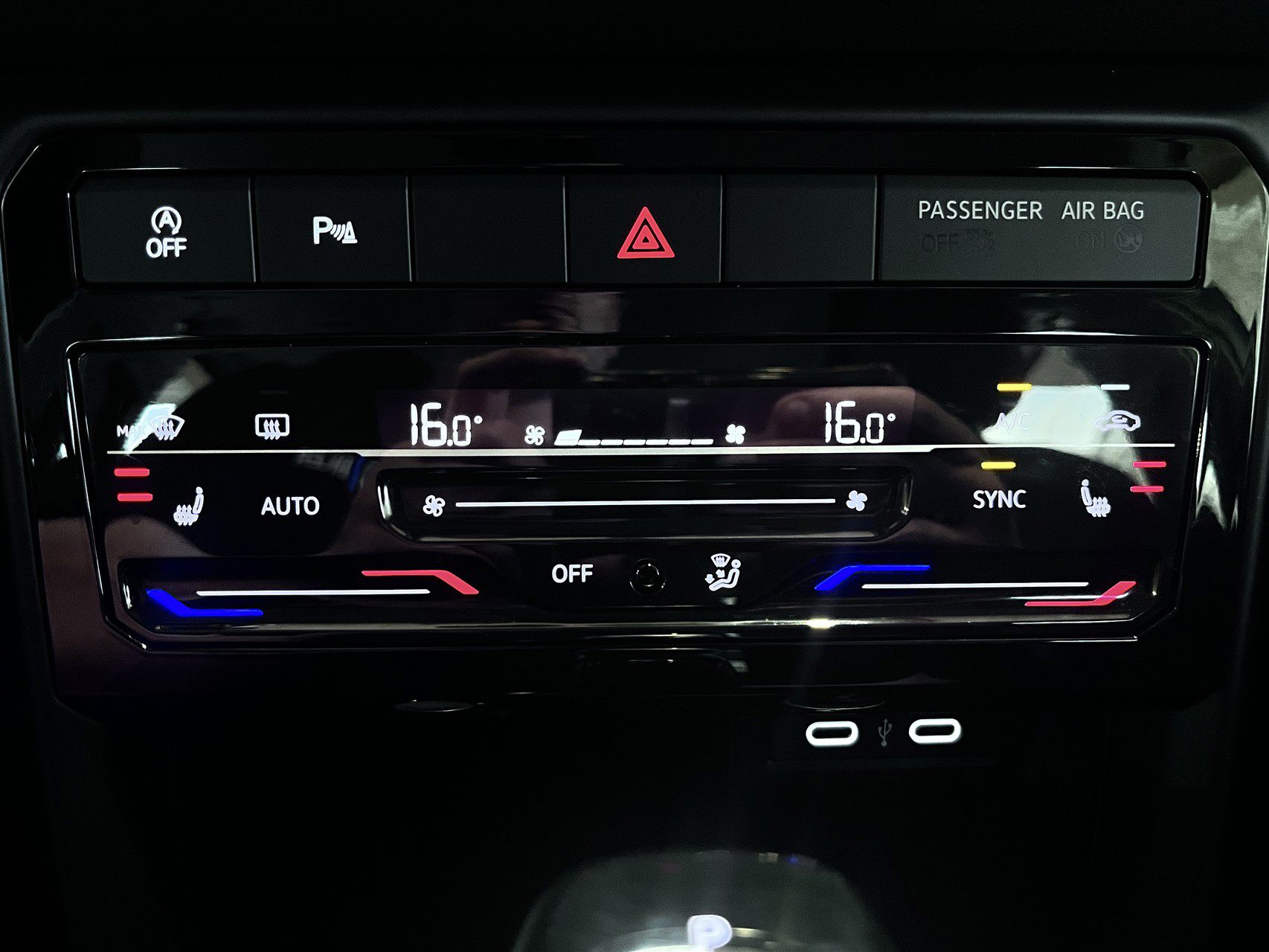 Billede af VW T-Cross 1,0 TSI Life Plus DSG 110HK 5d 7g Aut.