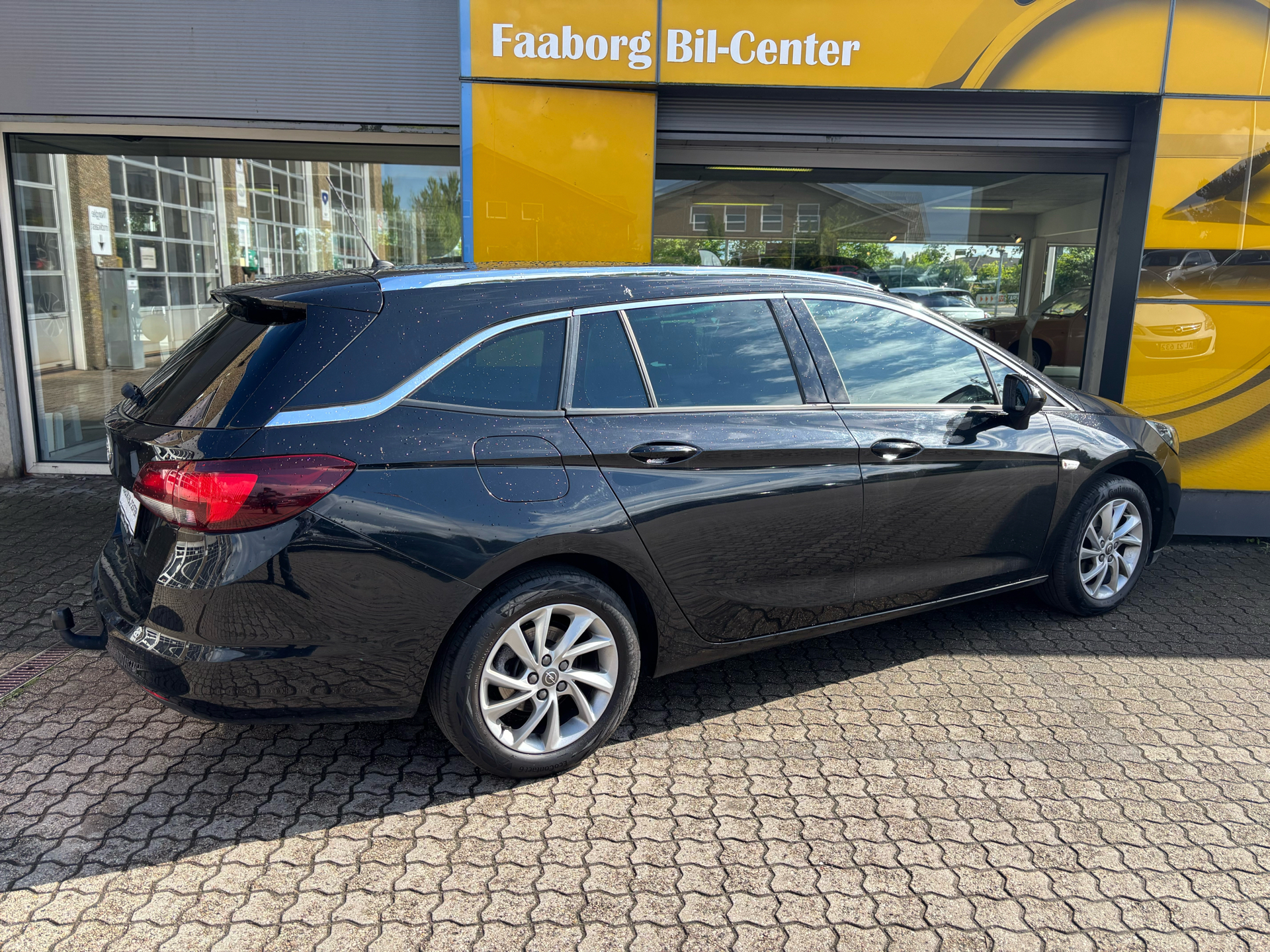 Billede af Opel Astra Sports Tourer 1,2 Turbo Elegance 110HK Stc