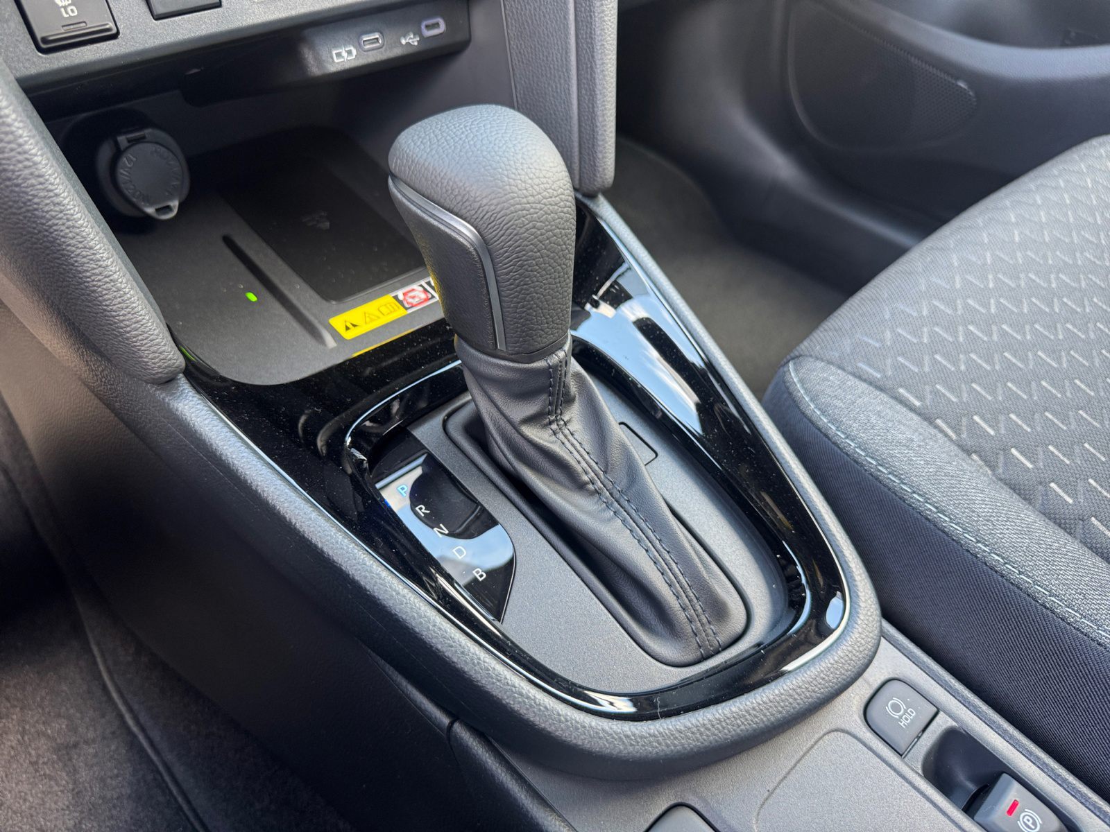 Billede af Toyota Yaris Cross 1,5 Hybrid Style Safety 130HK 5d Trinl. Gear