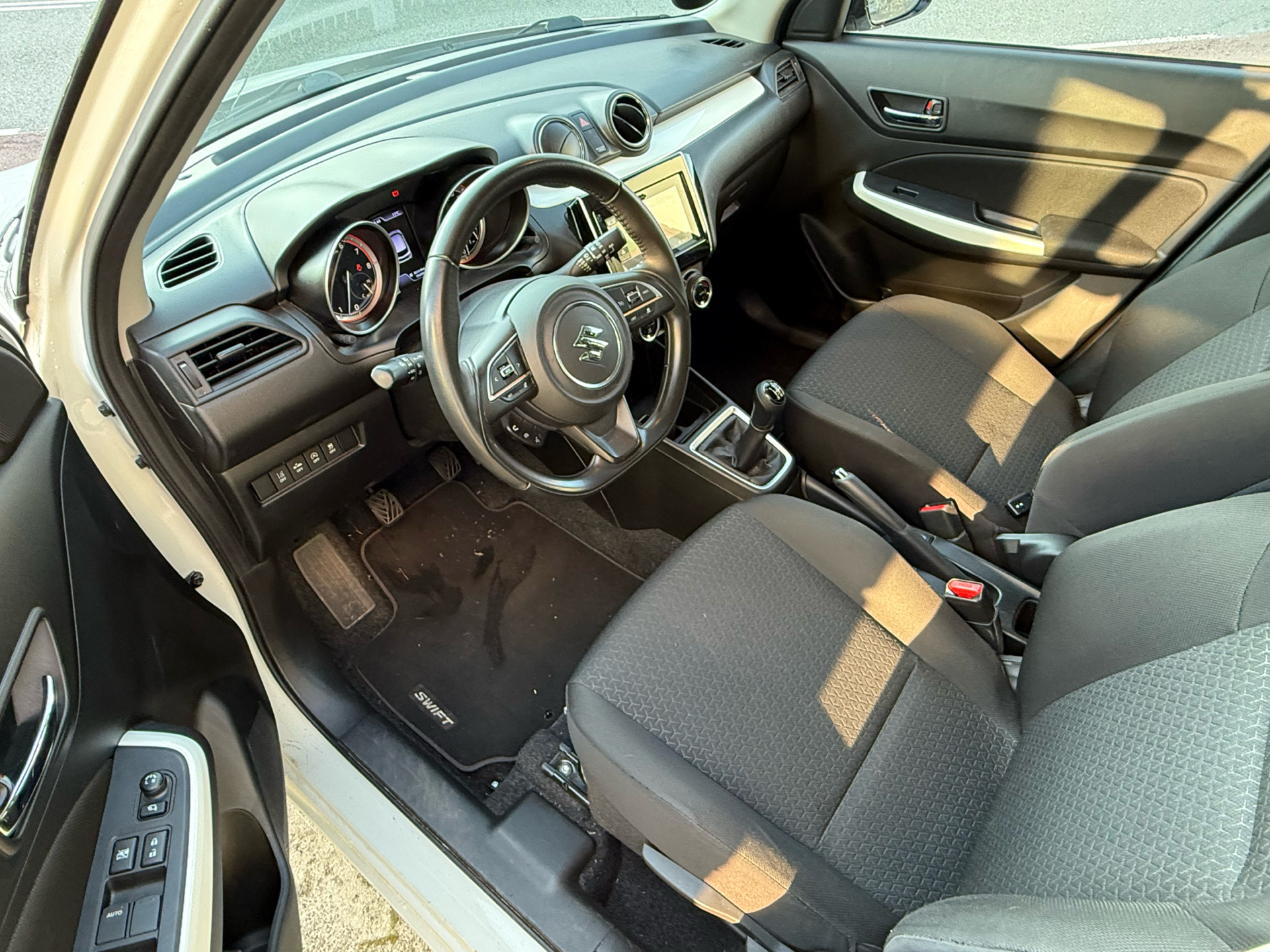 Billede af Suzuki Swift 1,2 Dualjet  Mild hybrid Exclusive Hybrid 90HK 5d