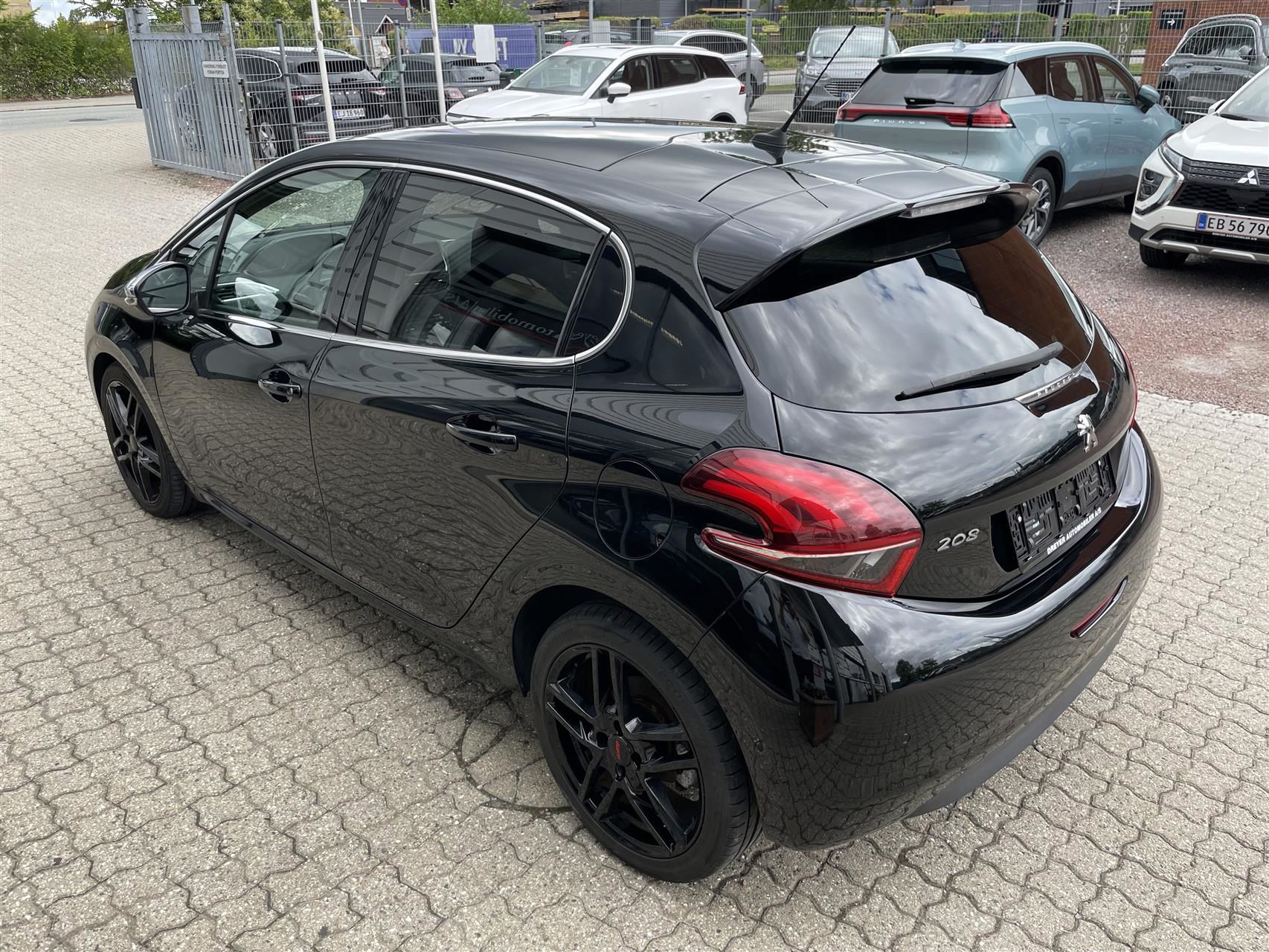 Billede af Peugeot 208 1,5 BlueHDi Prestige Sky 100HK 5d