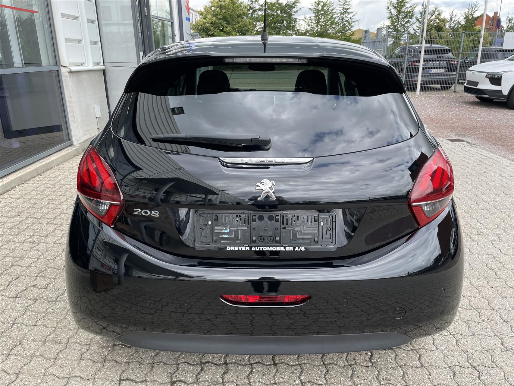 Billede af Peugeot 208 1,5 BlueHDi Prestige Sky 100HK 5d
