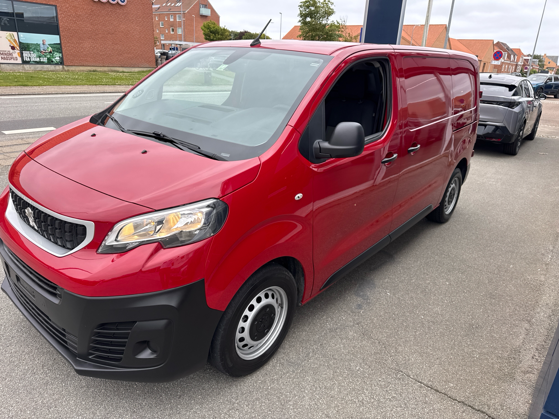 Billede af Peugeot Expert L2 2,0 BlueHDi Plus 120HK Van 6g