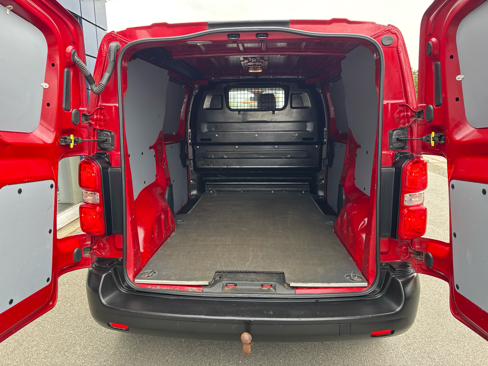 Billede af Peugeot Expert L2 2,0 BlueHDi Plus 120HK Van 6g