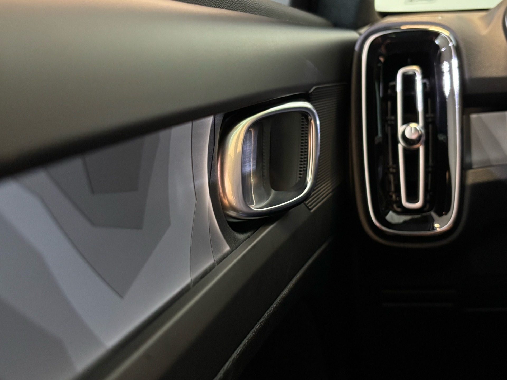 Billede af Volvo XC40 Recharge Extended Range Plus 252HK 5d Aut.