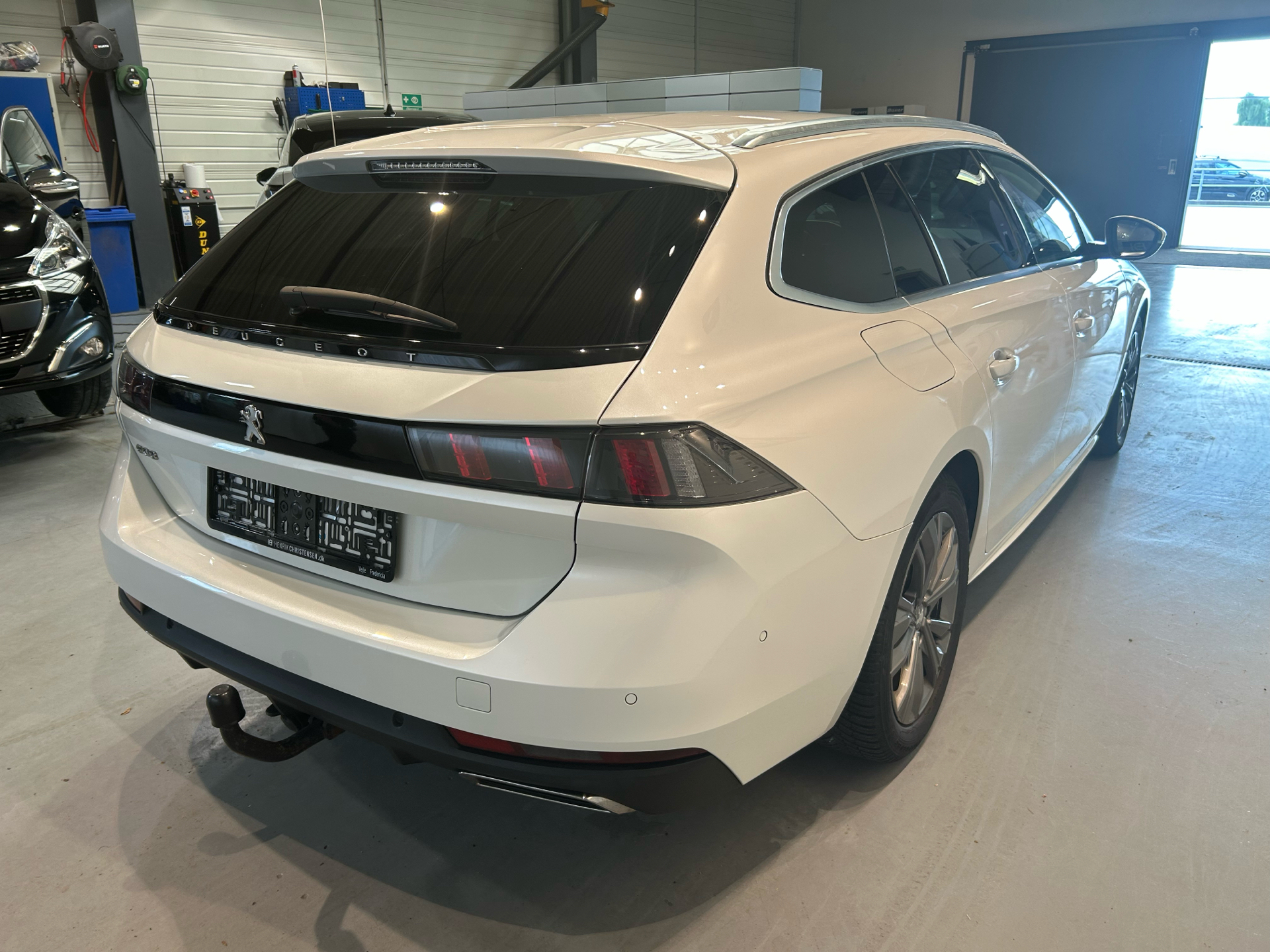Billede af Peugeot 508 SW 1,5 BlueHDi Limited Pack EAT8 start/stop 130HK Stc 8g Aut.
