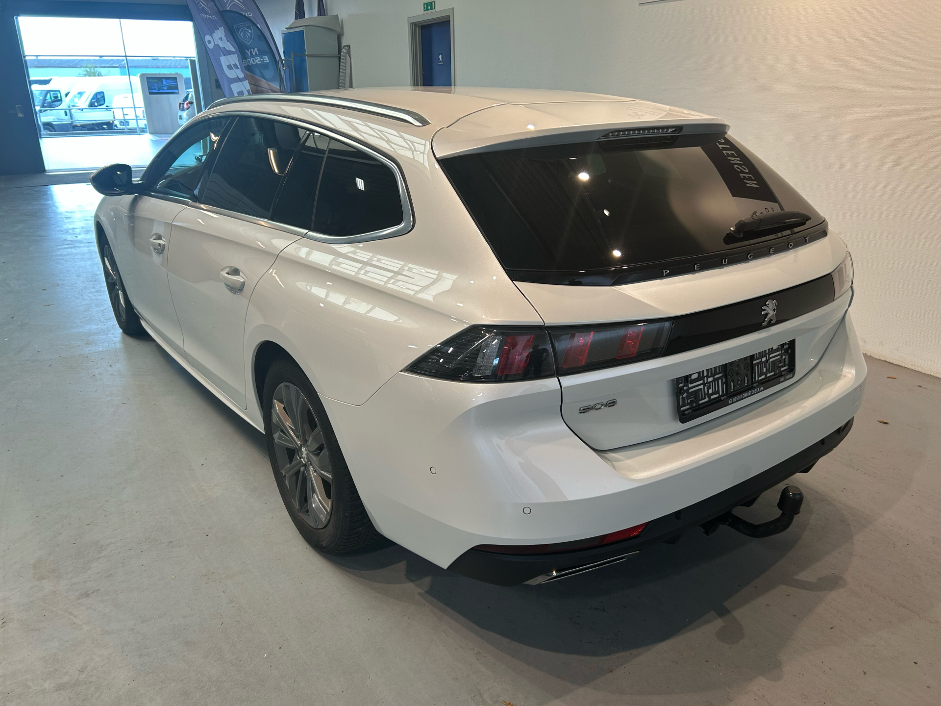 Billede af Peugeot 508 SW 1,5 BlueHDi Limited Pack EAT8 start/stop 130HK Stc 8g Aut.