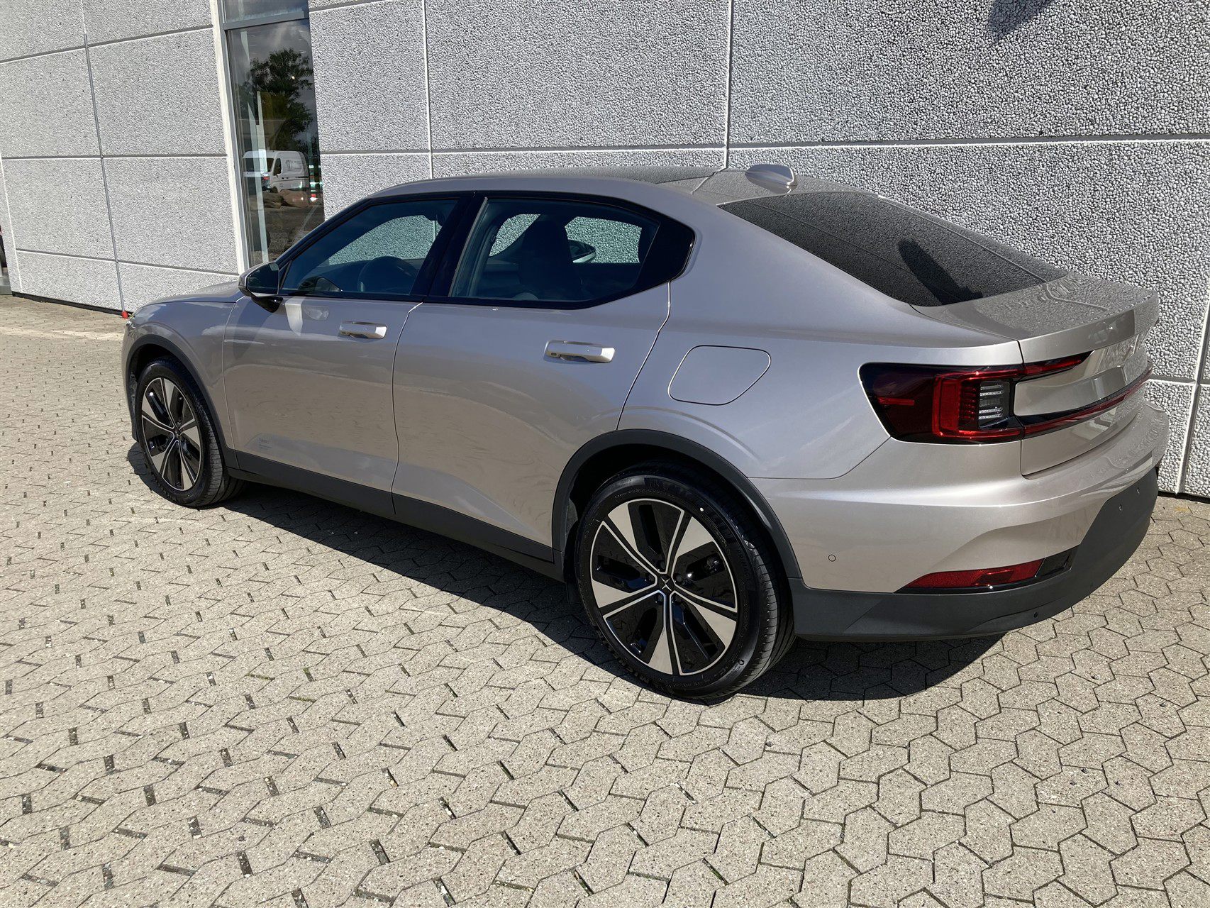 Billede af Polestar 2 EL Long range Single motor Plus 231HK 5d Aut.