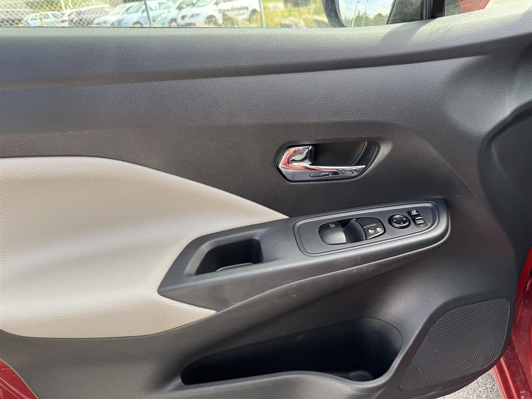 Billede af Nissan Micra 0,9 IG-T Visia Start/Stop 90HK 5d