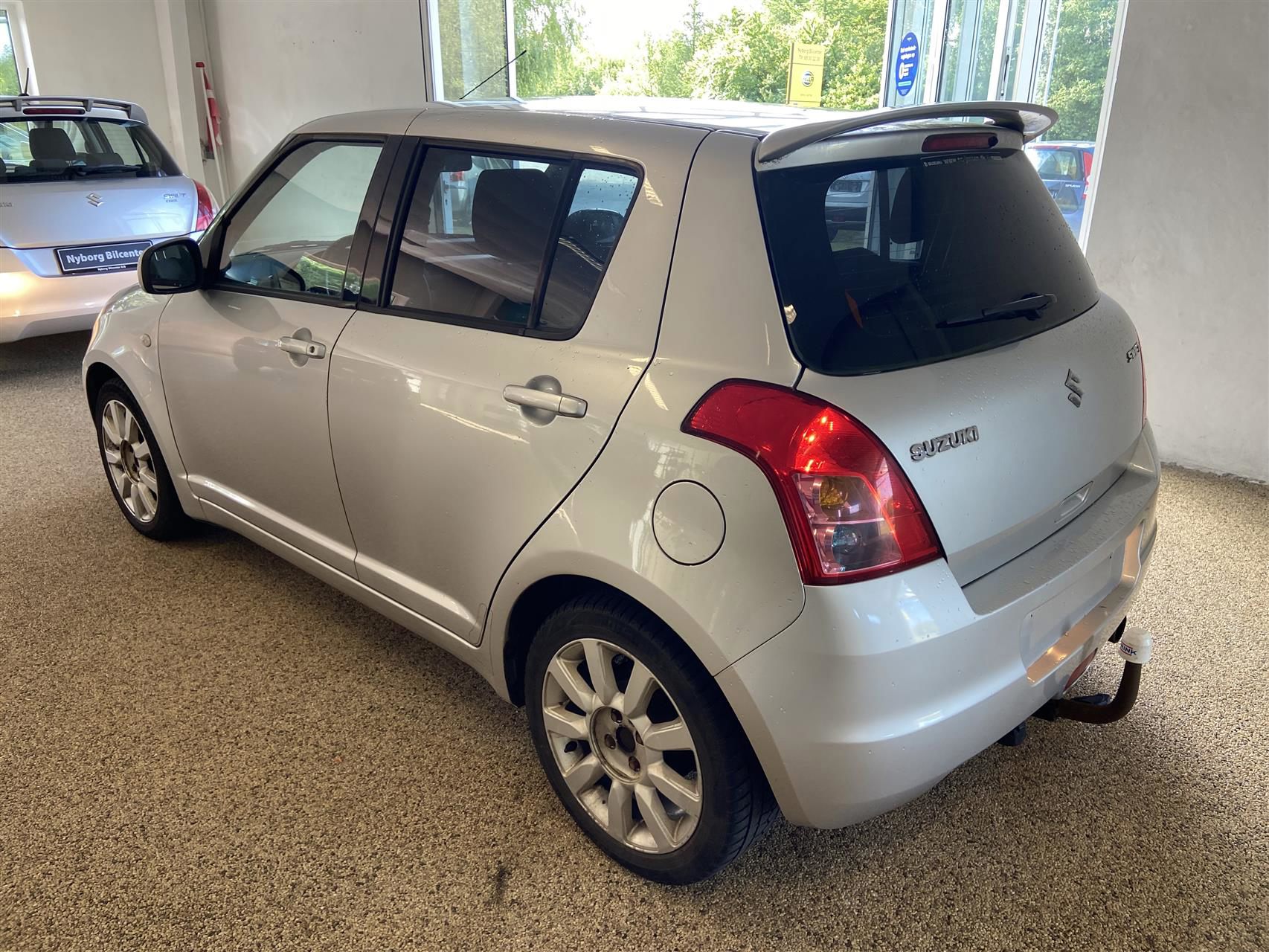 Billede af Suzuki Swift 1,5 GLX 102HK 5d