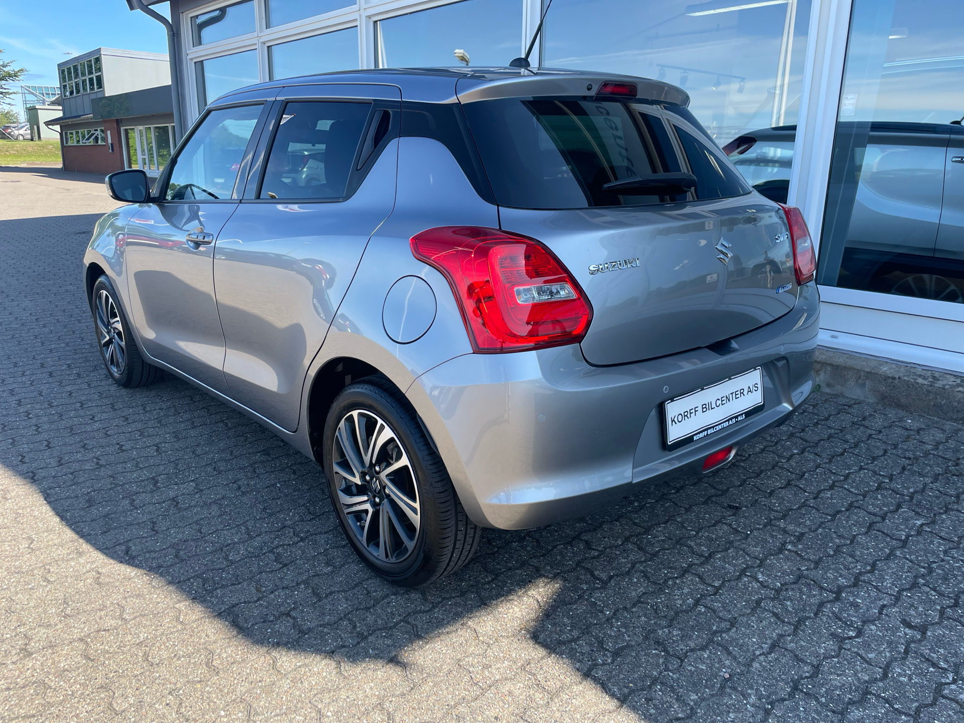 Billede af Suzuki Swift 1,2 Dualjet  Mild hybrid Exclusive AEB CVT 83HK 5d Trinl. Gear