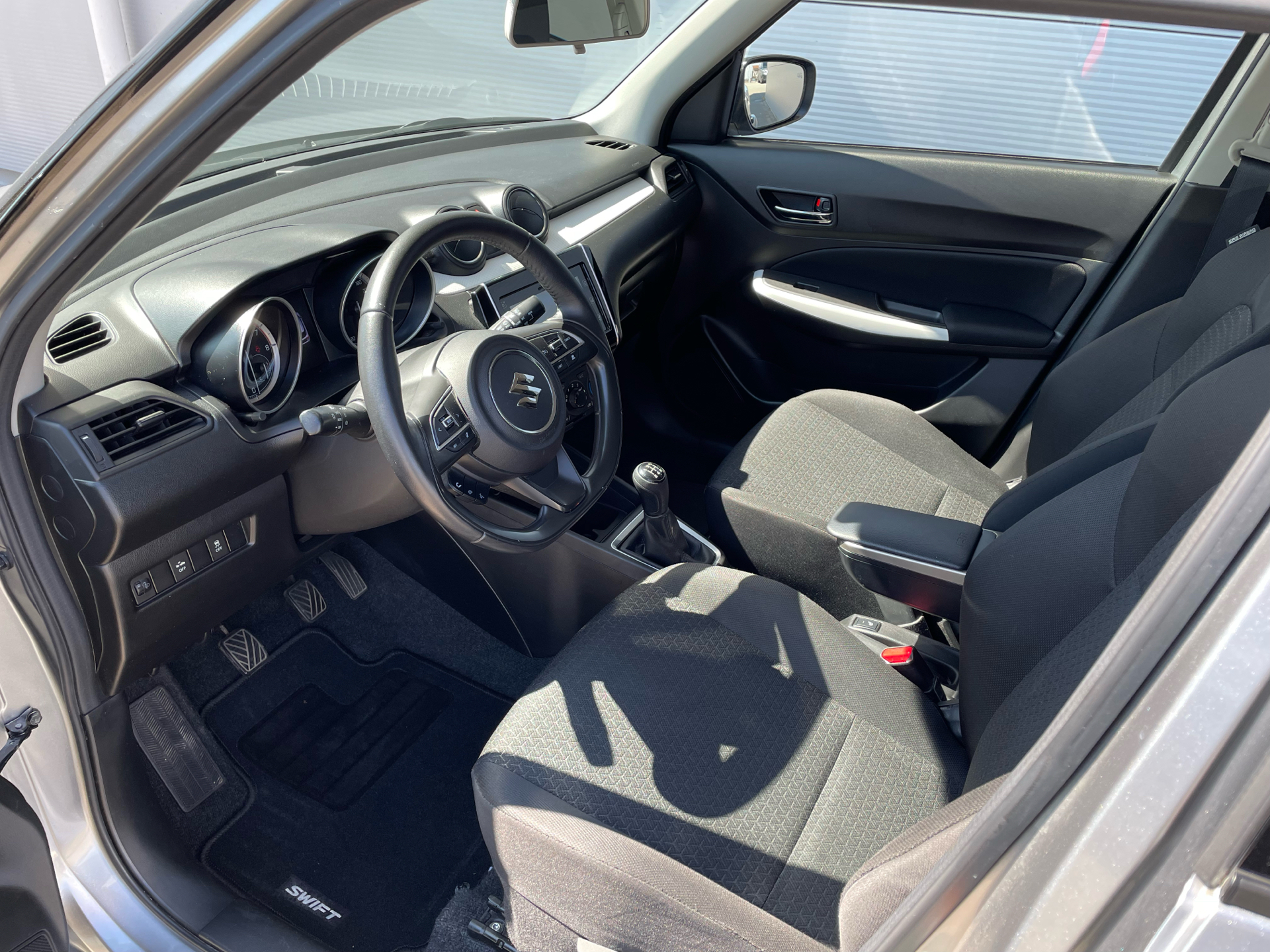 Billede af Suzuki Swift 1,2 Dualjet Action KUP 90HK 5d