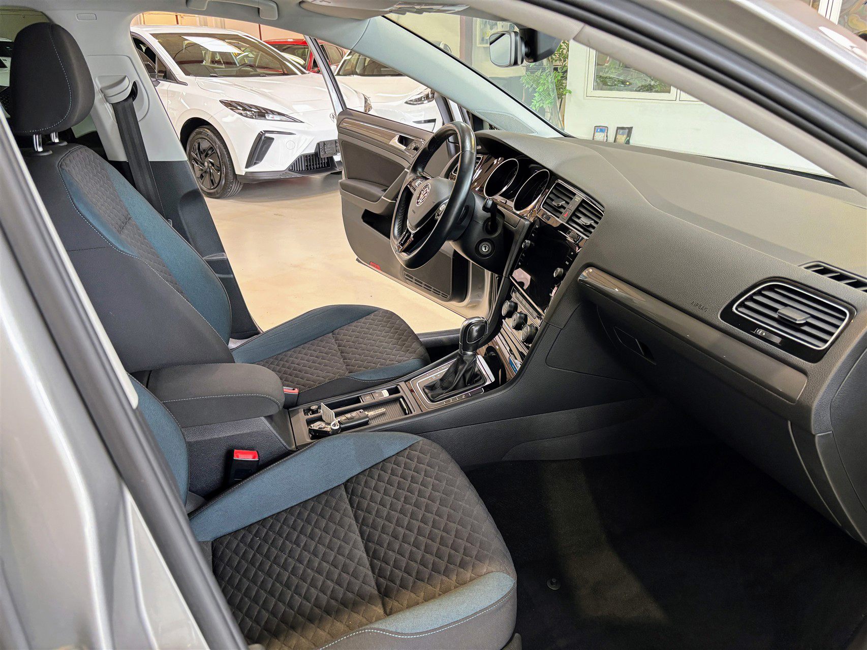 Billede af VW Golf 1,6 TDI BMT IQ.Drive DSG 115HK 5d 7g Aut.
