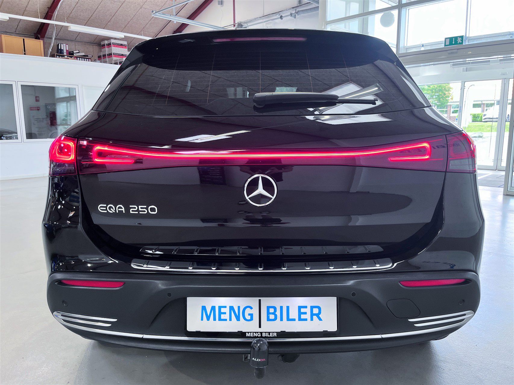 Billede af Mercedes-Benz EQA 250 EL 190HK 5d Aut.