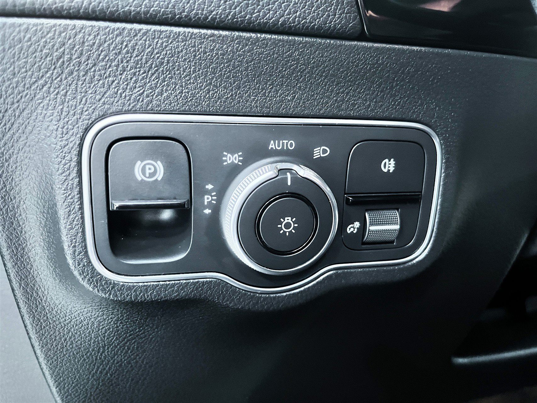 Billede af Mercedes-Benz EQA 250 EL 190HK 5d Aut.