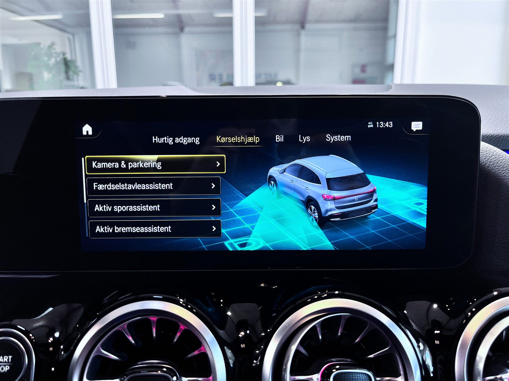 Billede af Mercedes-Benz EQA 250 EL 190HK 5d Aut.