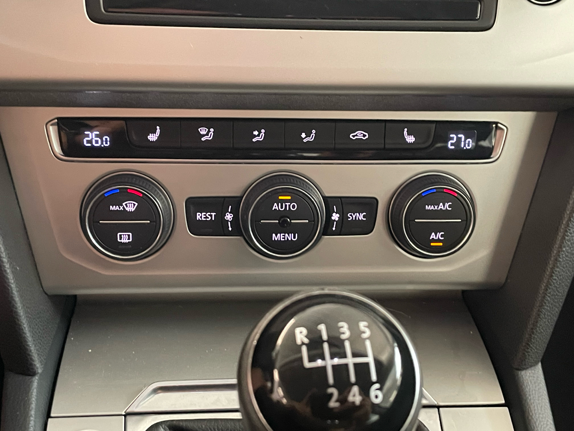 Billede af VW Passat Variant 1,6 TDI Comfortline 120HK Stc 6g