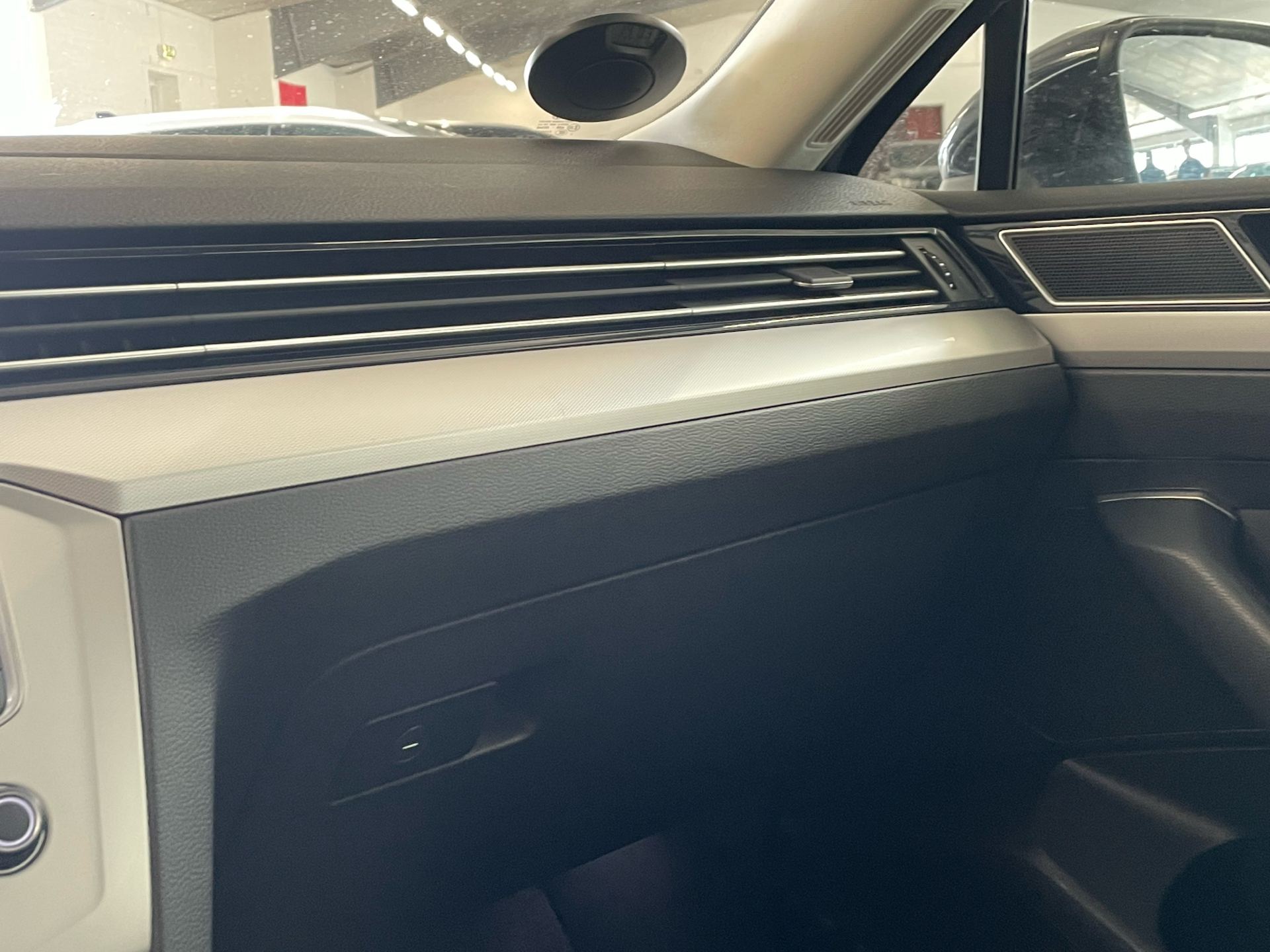 Billede af VW Passat Variant 1,6 TDI Comfortline 120HK Stc 6g