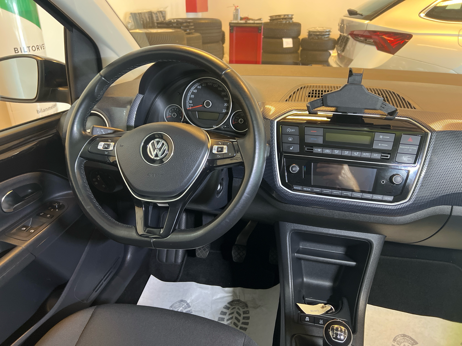 Billede af VW up 1,0 MPI BMT Move 60HK 5d