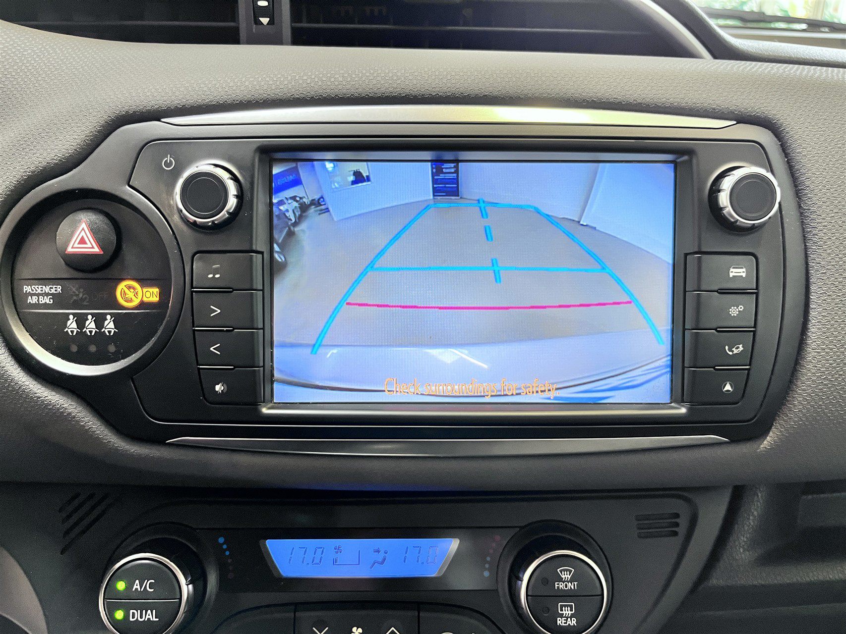 Billede af Toyota Yaris 1,5 Hybrid H2 E-CVT 100HK 5d Trinl. Gear