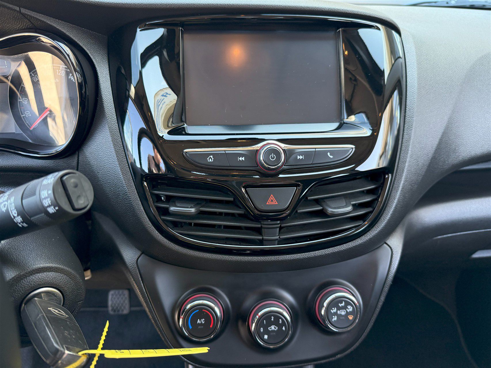 Billede af Opel Karl 1,0 Enjoy 75HK 5d