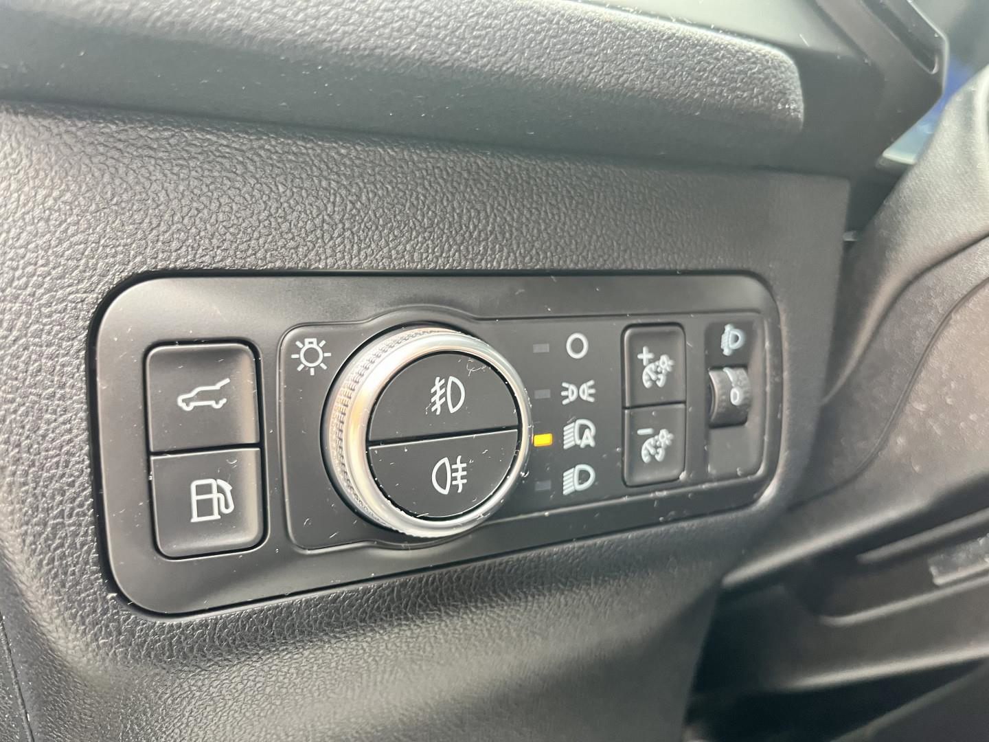 Billede af Ford Kuga 2,5 Plugin-hybrid ST-Line X CVT 225HK 5d Trinl. Gear