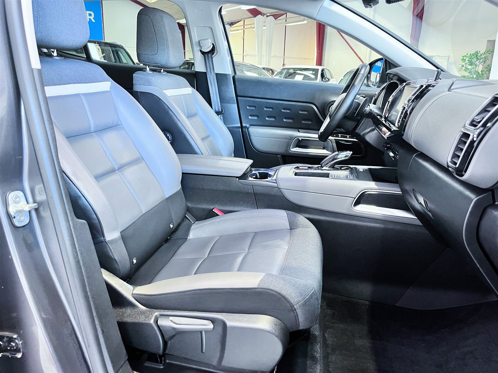 Billede af Citroën C5 Aircross 1,6 Plugin-hybrid Shine Sport EAT8 225HK 5d 8g Aut.