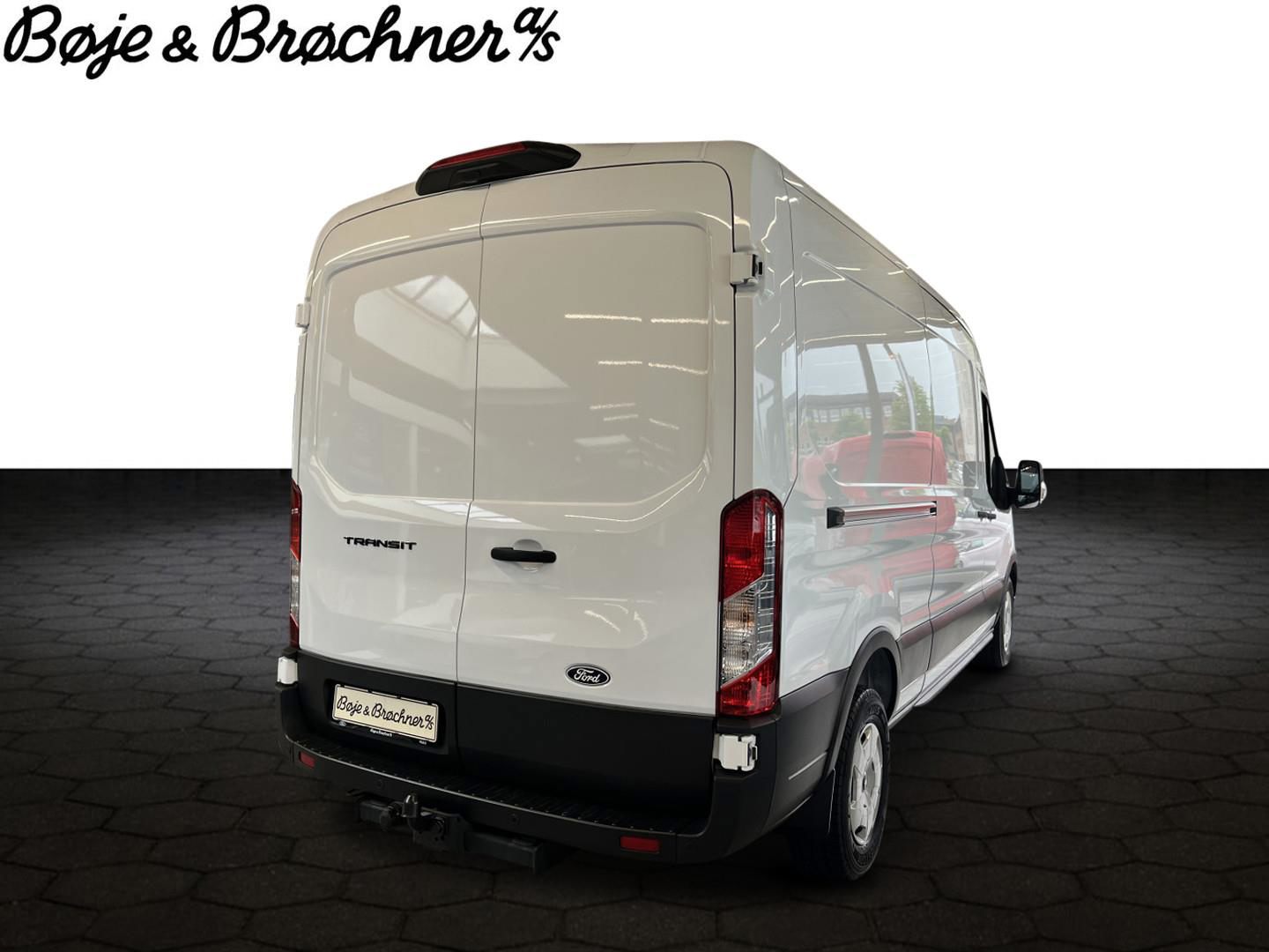 Billede af Ford Transit 350 L3H2 2,0 TDCi Trend 130HK Van 8g Aut.
