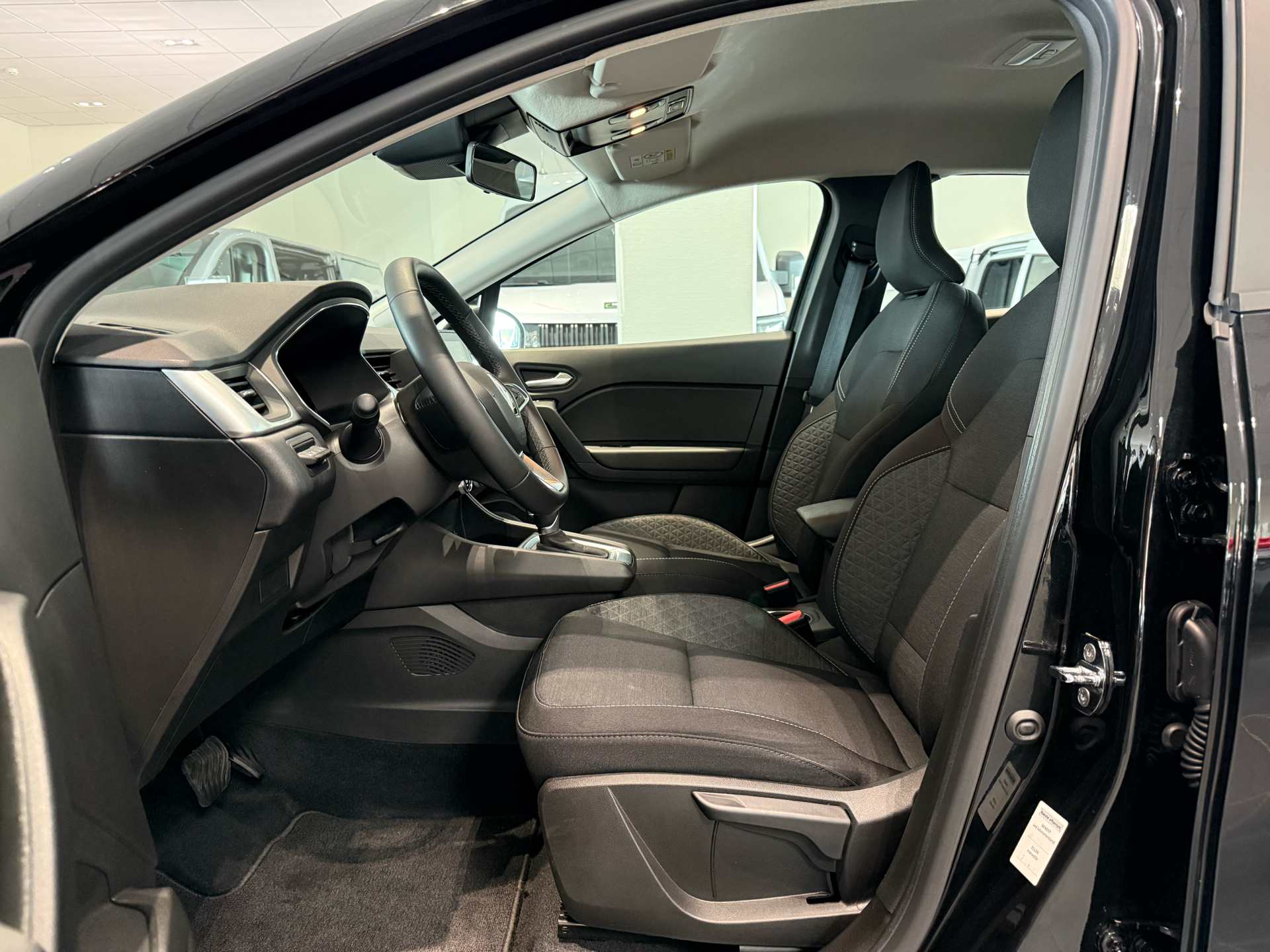 Billede af Renault Captur 1,6 E-TECH  Plugin-hybrid Zen 160HK 5d Aut.