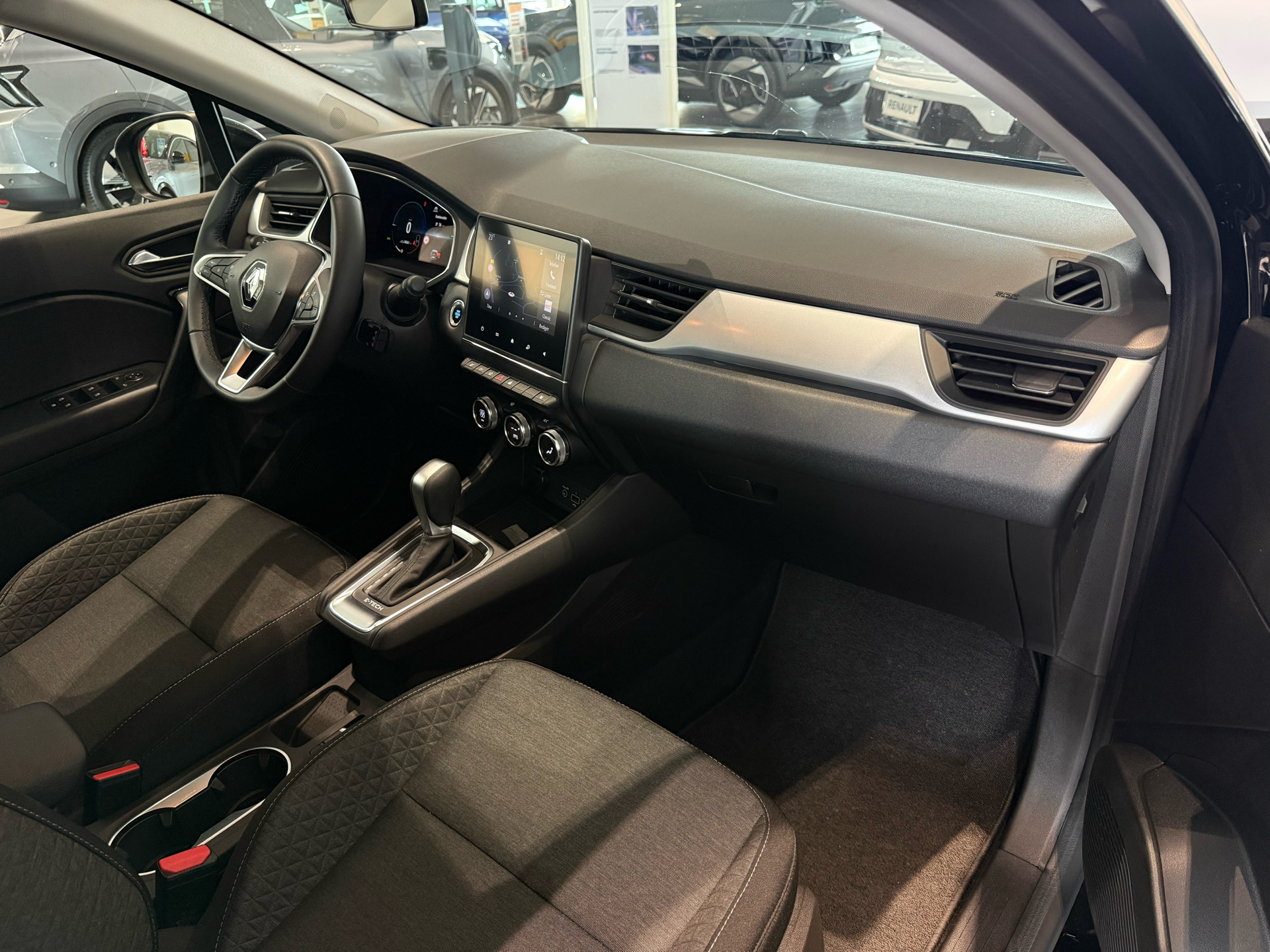 Billede af Renault Captur 1,6 E-TECH  Plugin-hybrid Zen 160HK 5d Aut.