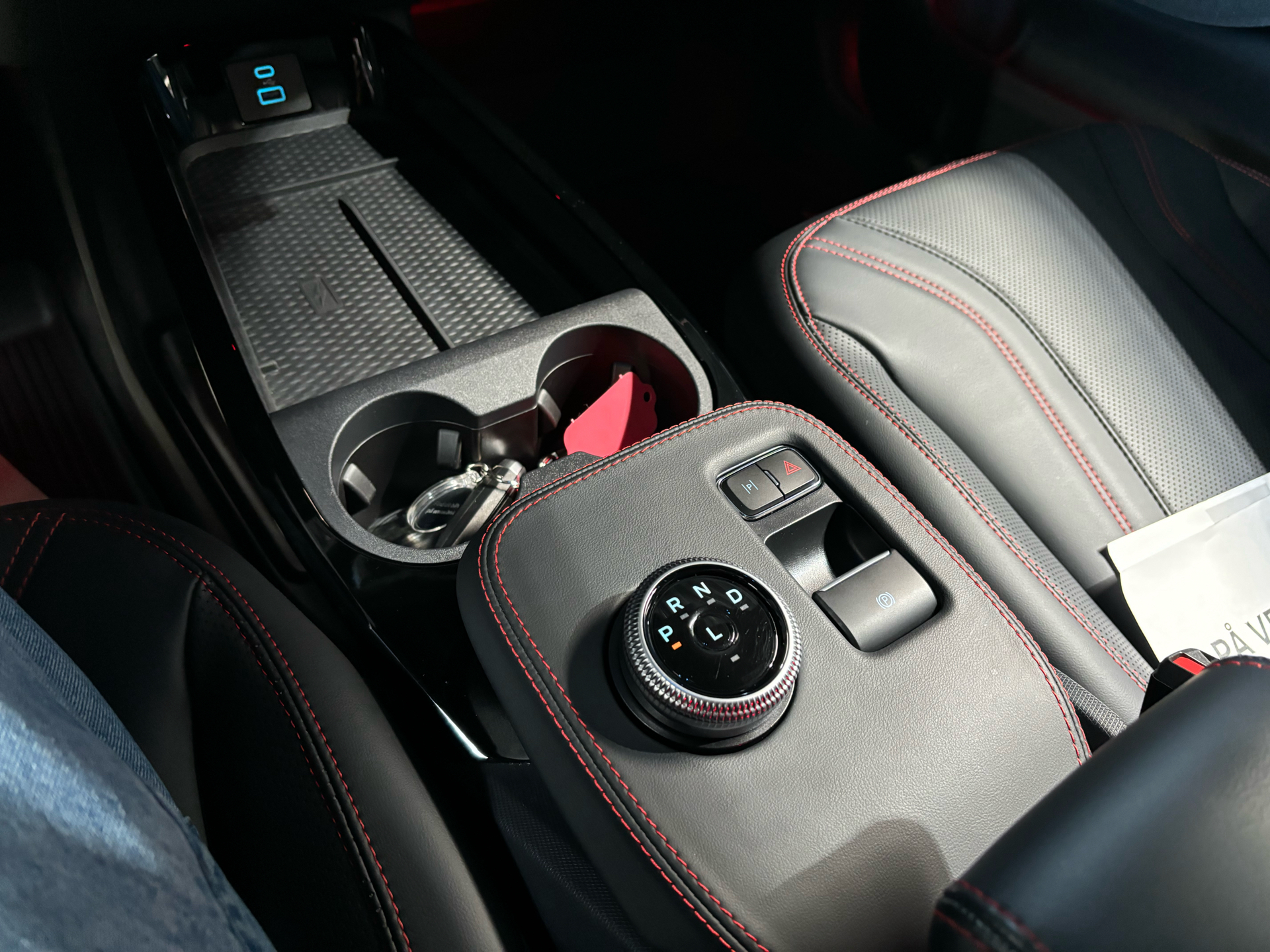 Billede af Ford Mustang Mach-E EL UR AWD 351HK 5d Aut.