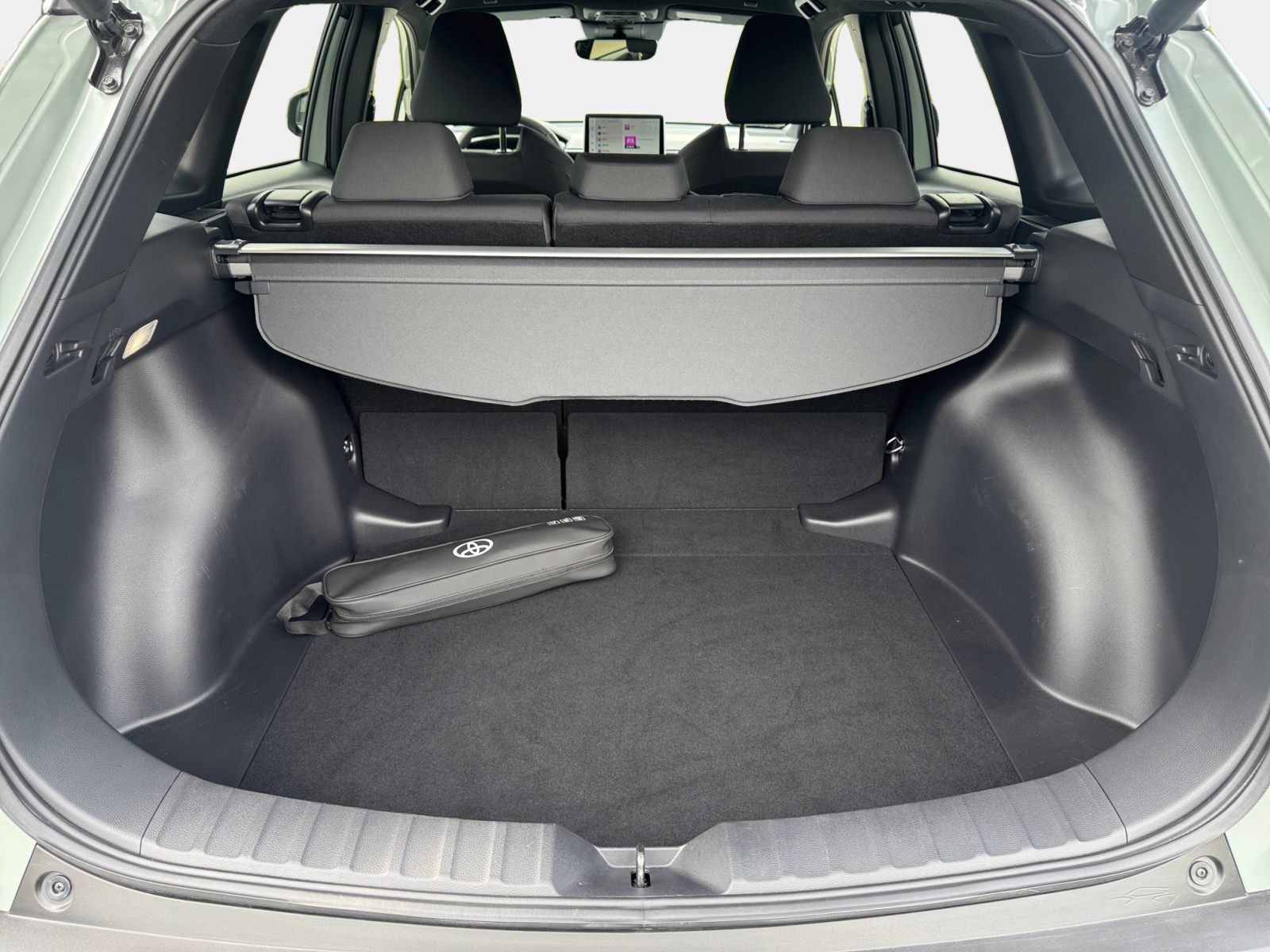 Billede af Toyota Corolla Cross 1,8 Hybrid Style Comfort 140HK 5d Aut.