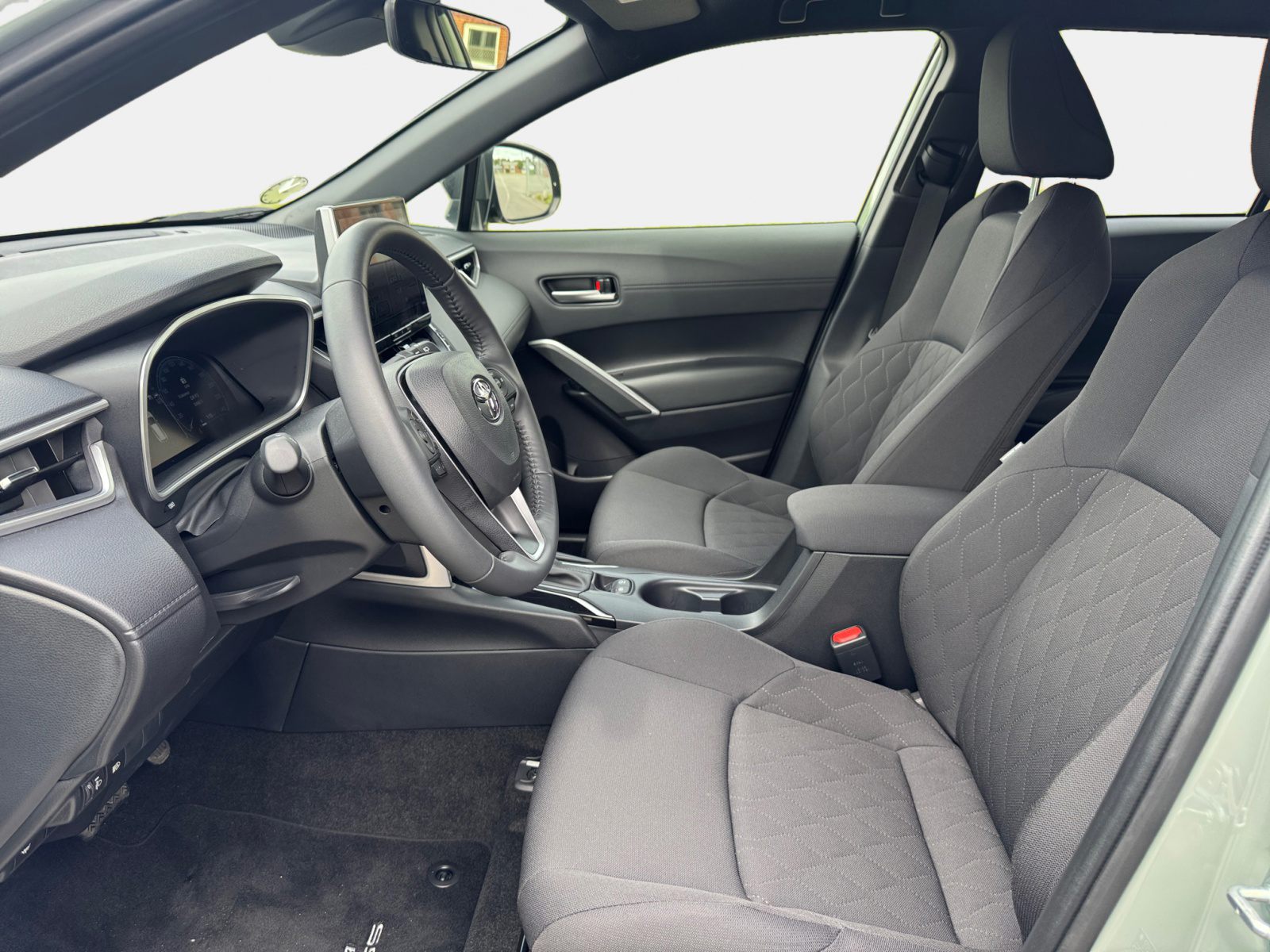 Billede af Toyota Corolla Cross 1,8 Hybrid Style Comfort 140HK 5d Aut.