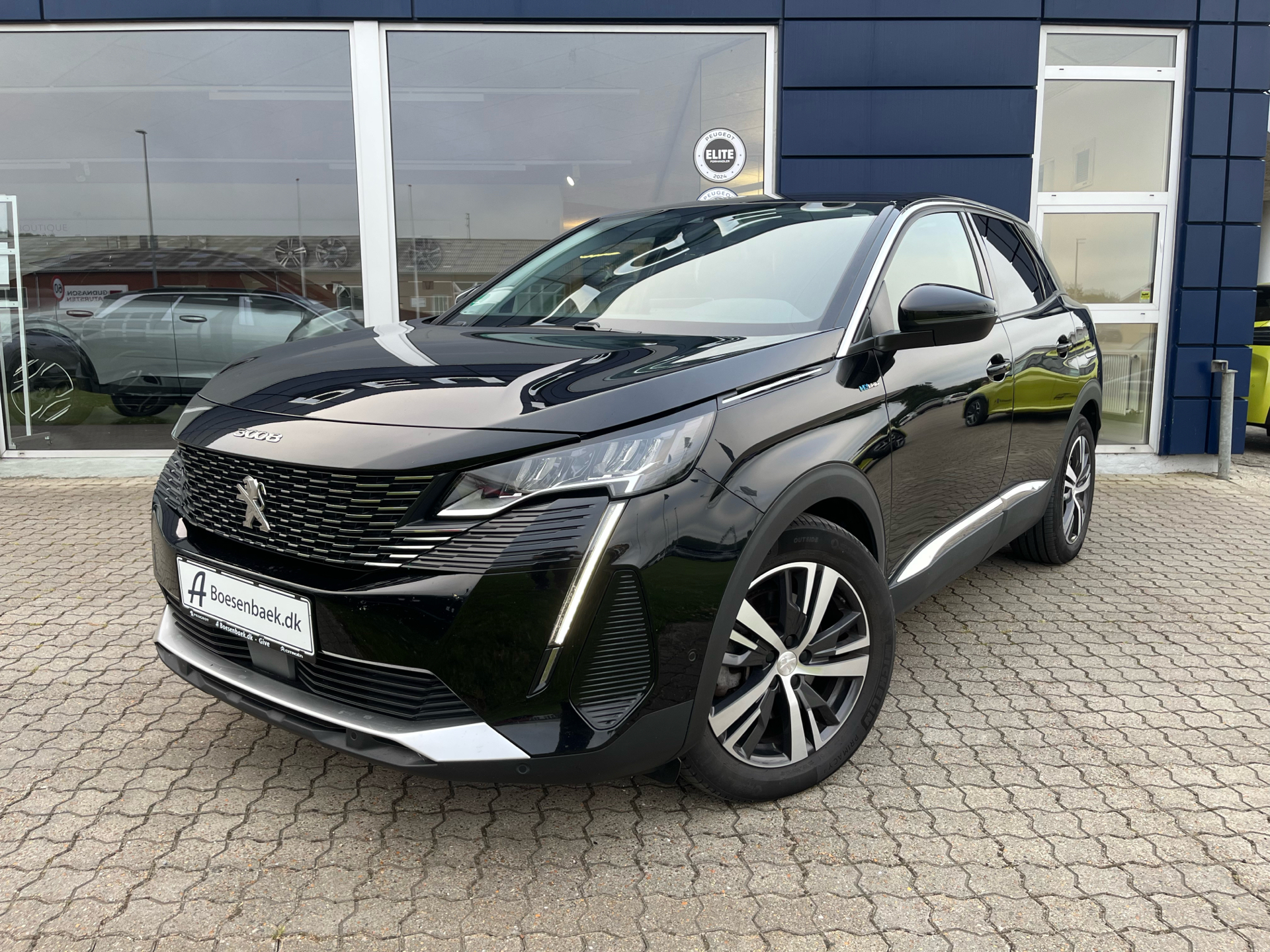 Billede af Peugeot 3008 1,6 PureTech  Plugin-hybrid Selection Sport EAT8 225HK 5d 8g Aut.