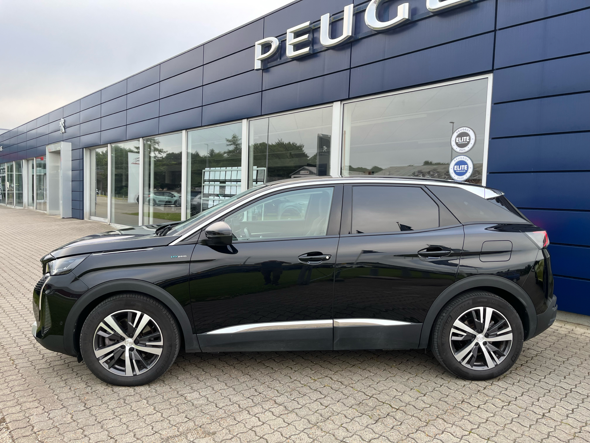 Billede af Peugeot 3008 1,6 PureTech  Plugin-hybrid Selection Sport EAT8 225HK 5d 8g Aut.